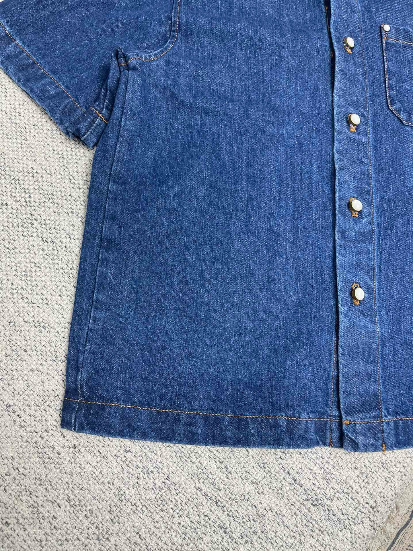 Lv Signature Denim Short-Sleeved Shirt