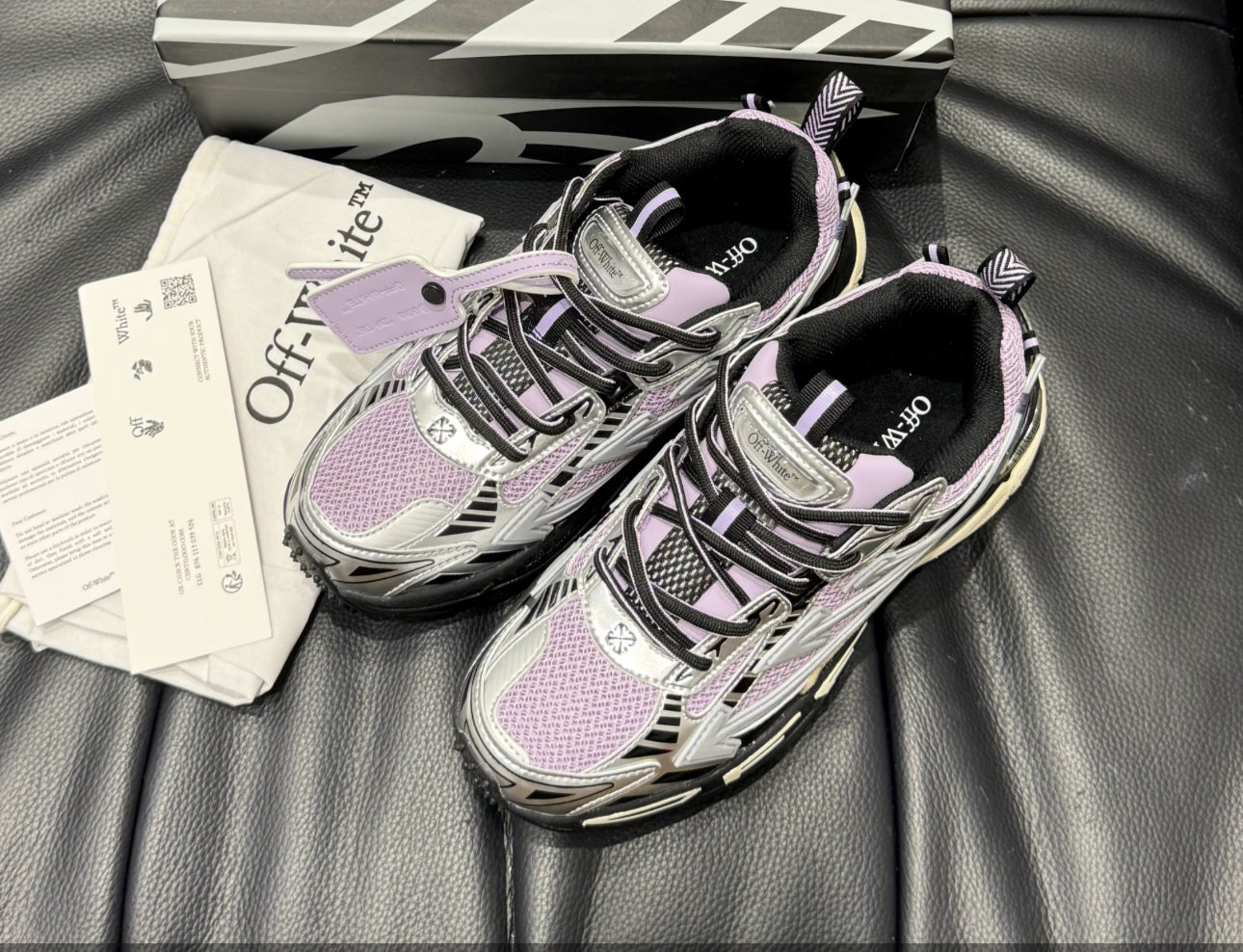 Off Wht Be Right back rose 10/10