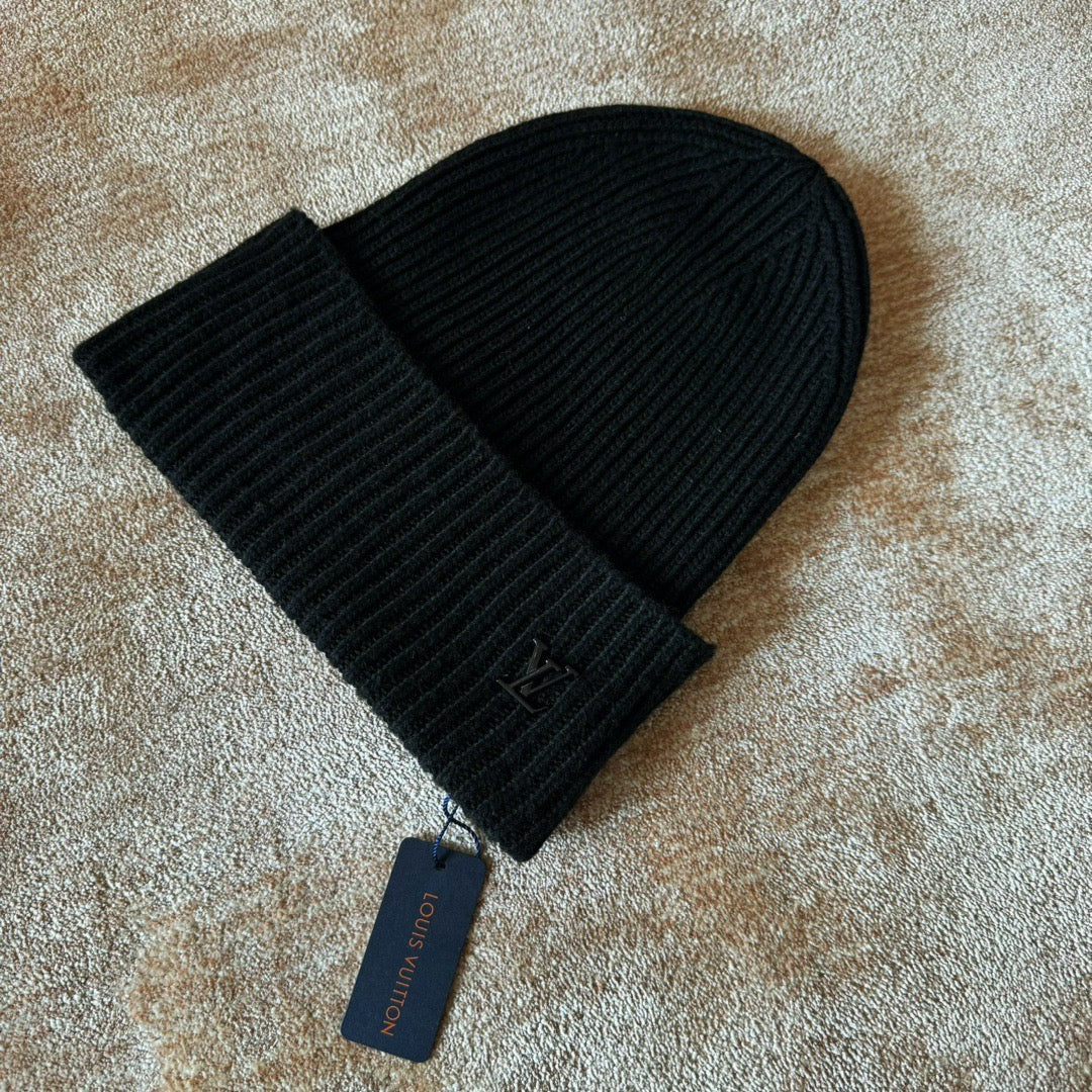 Black Lv hat with ticket