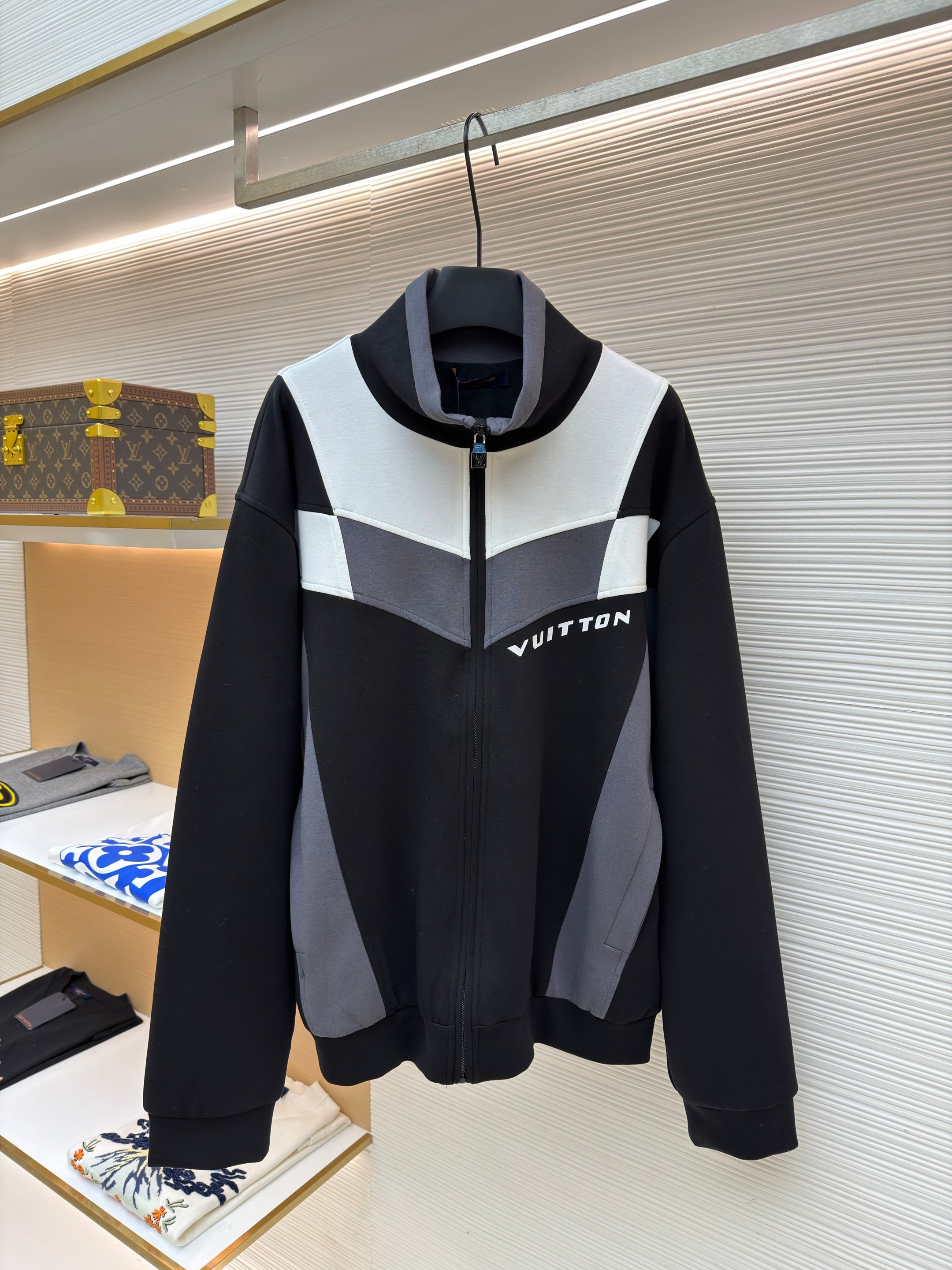 Running track top lv 10/10