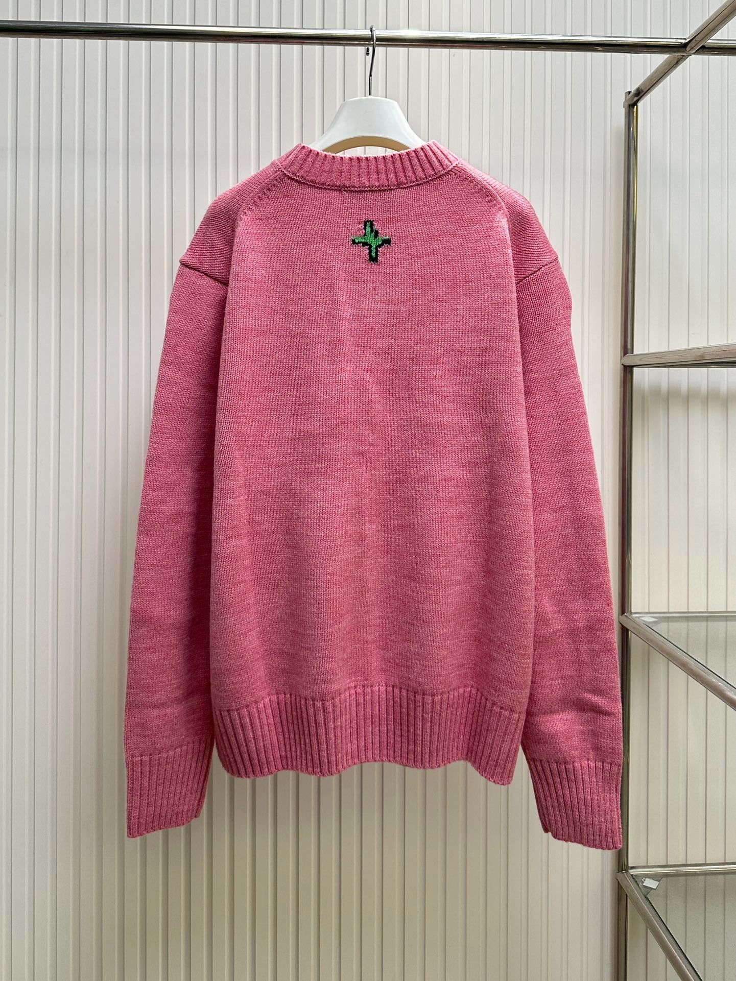 Pull CD AND LEWIS HAMILTON Intarsia de laine vierge et cachemire rose
