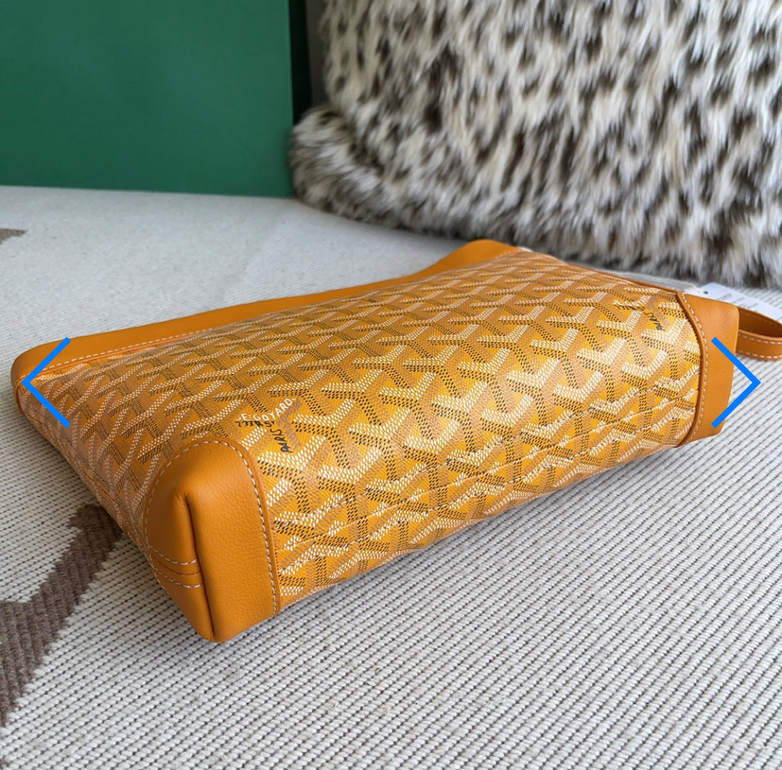 Pochette conti yellow facture