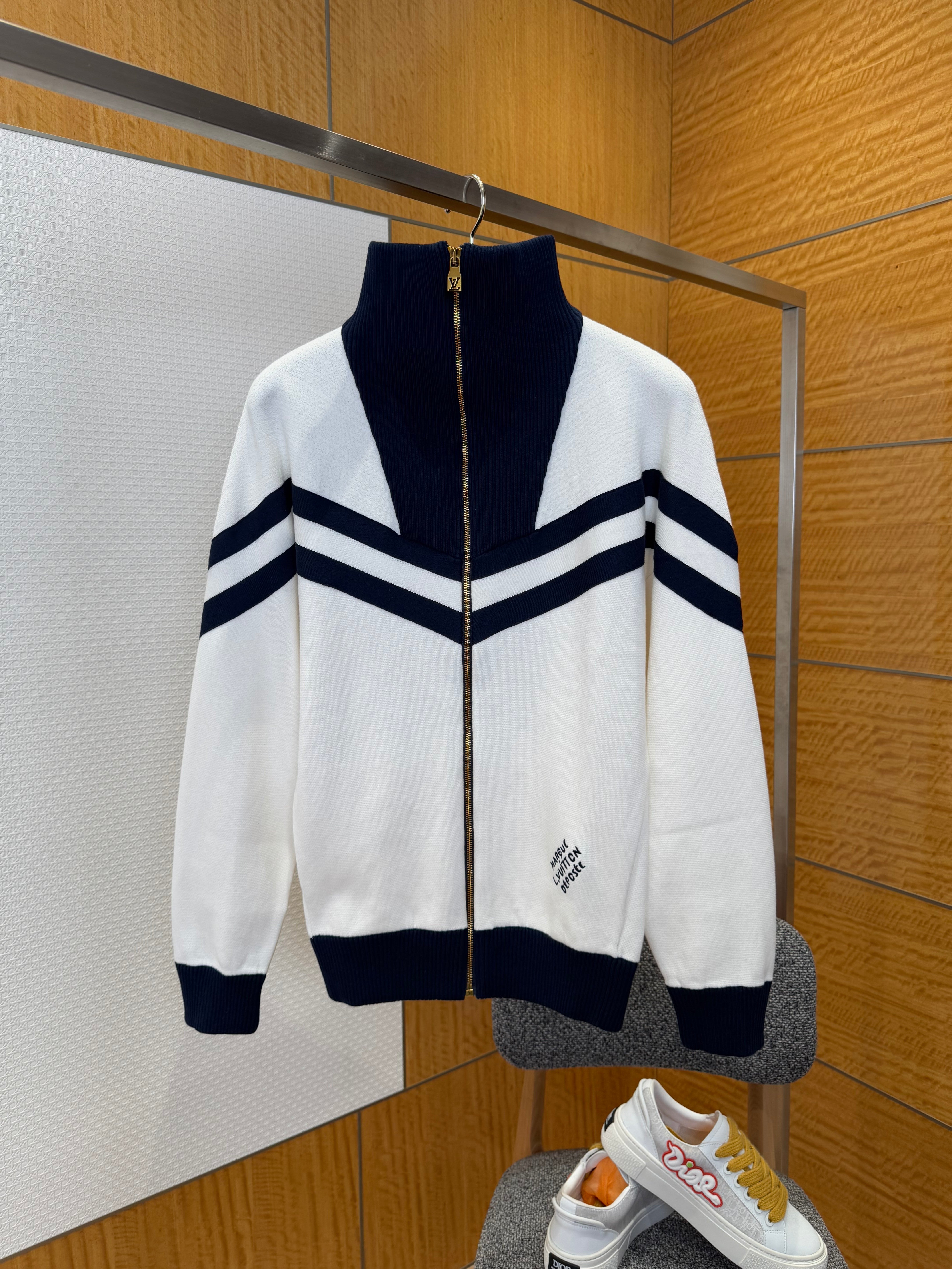 Blouson en jersey bi-matière lv 10/10