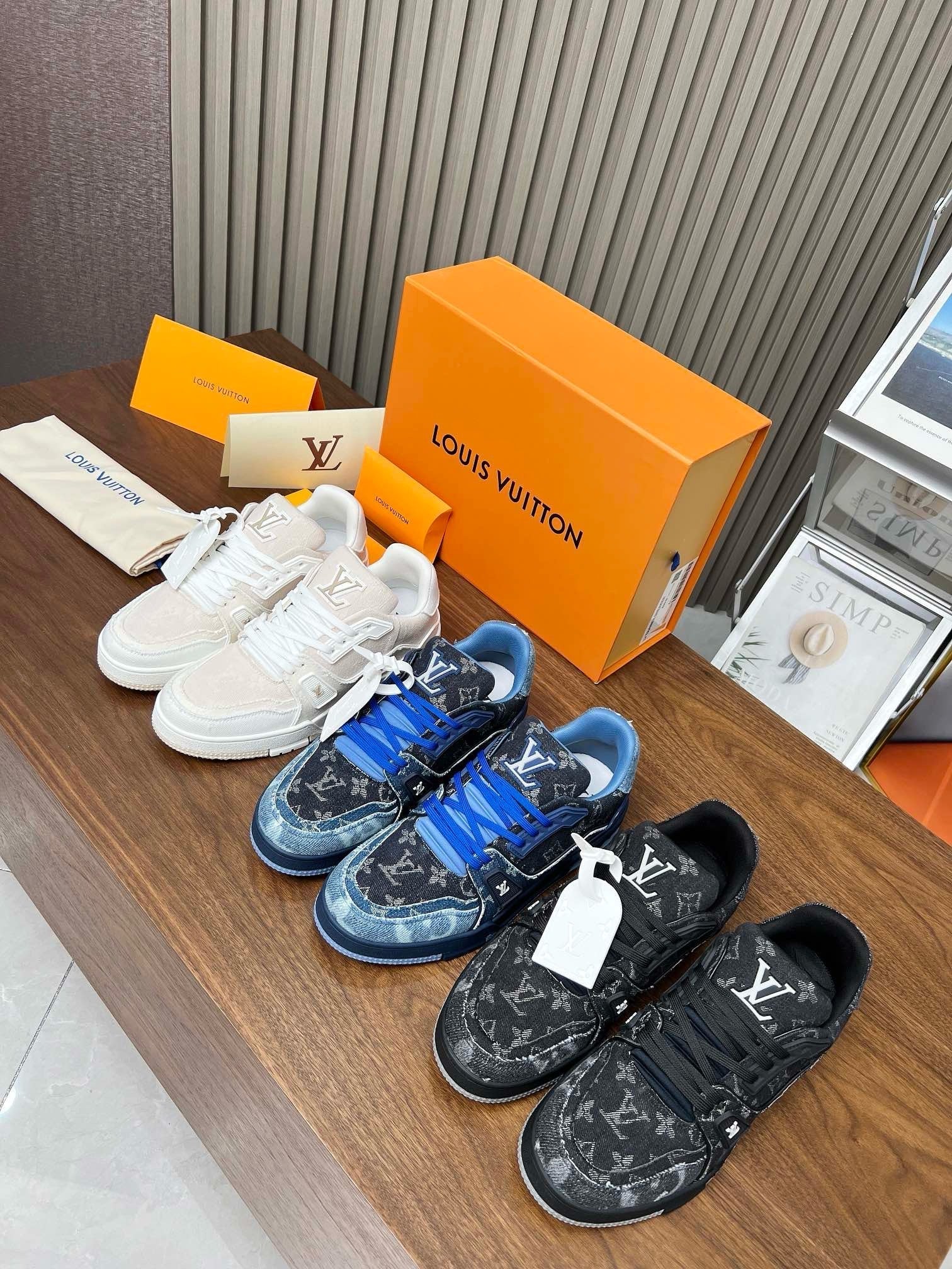 Sneakers Lv Trainers facture