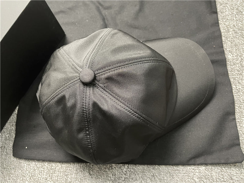 Black chn cap with ticket