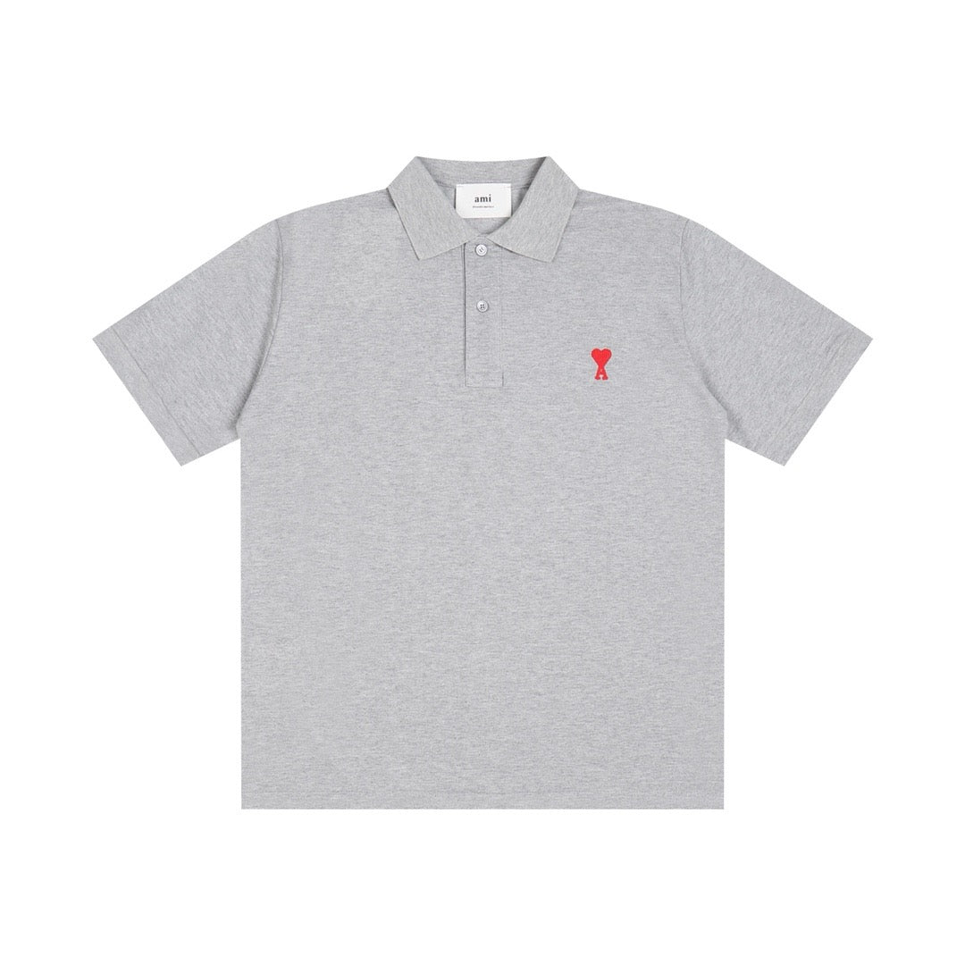 Polo gris à petit logo ami de cœur rouge