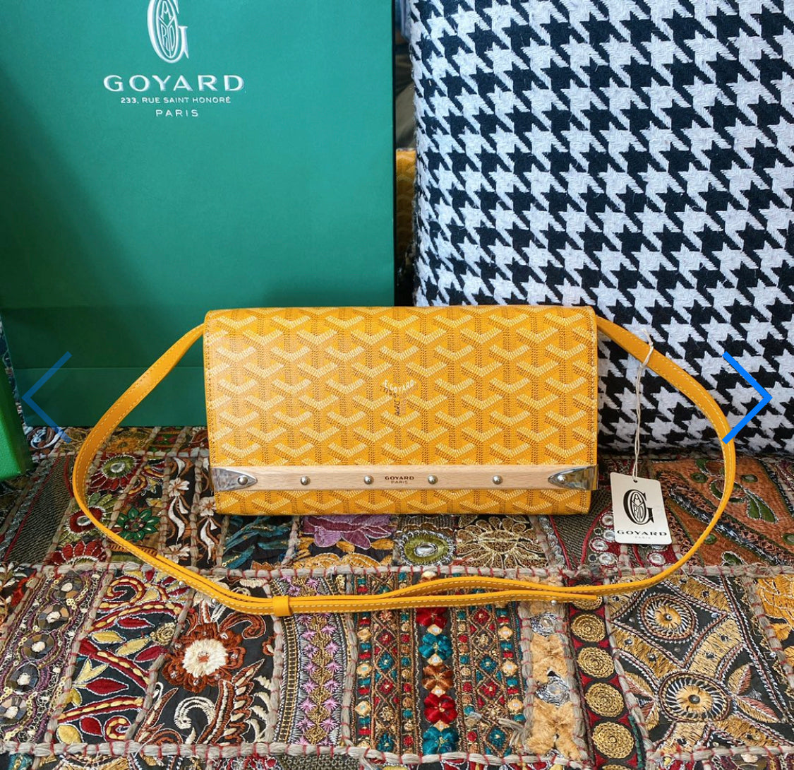 Monte Carlo mini yellow invoice case