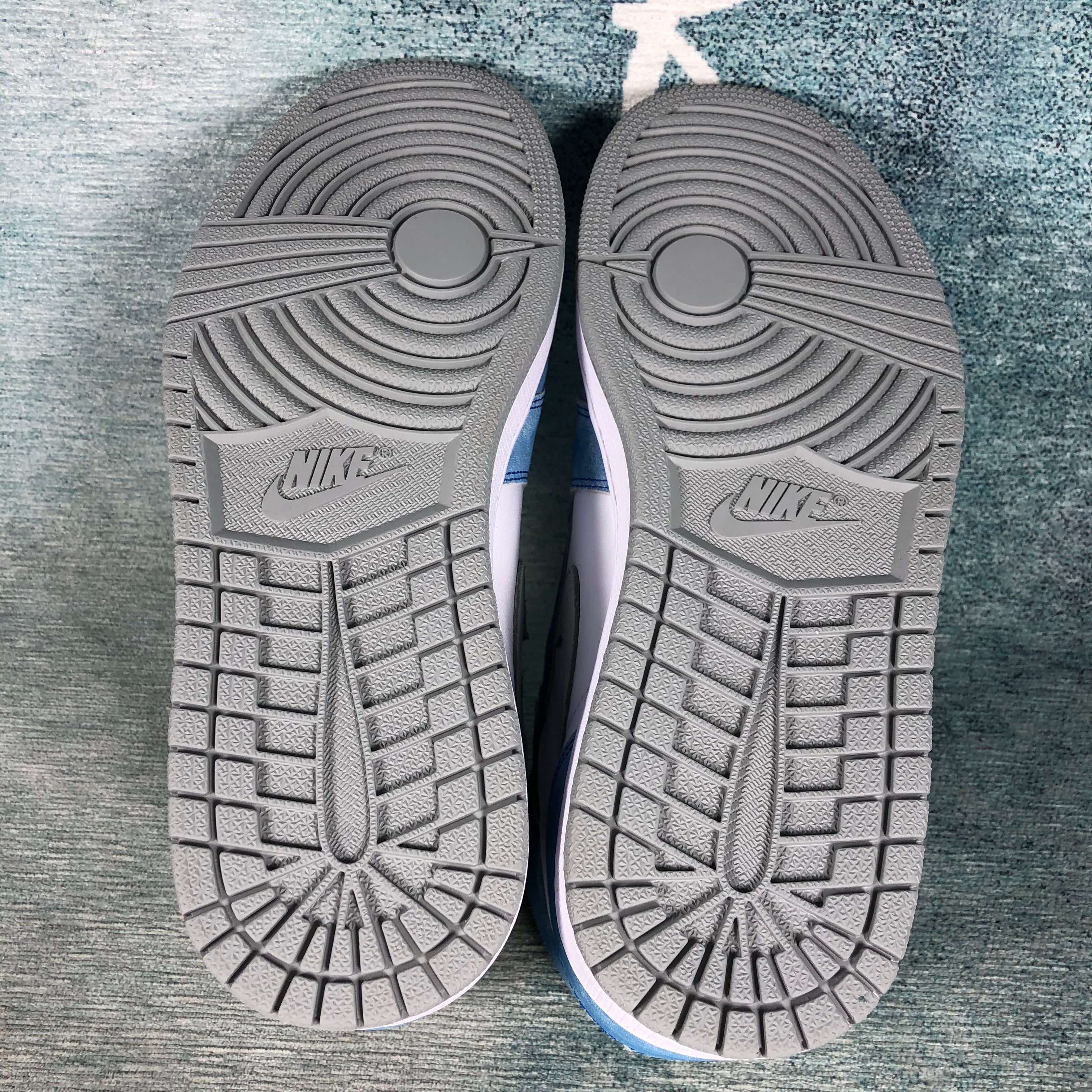 AJ Hyper Royal flight club 1:1 Authentication ✔️ Invoice