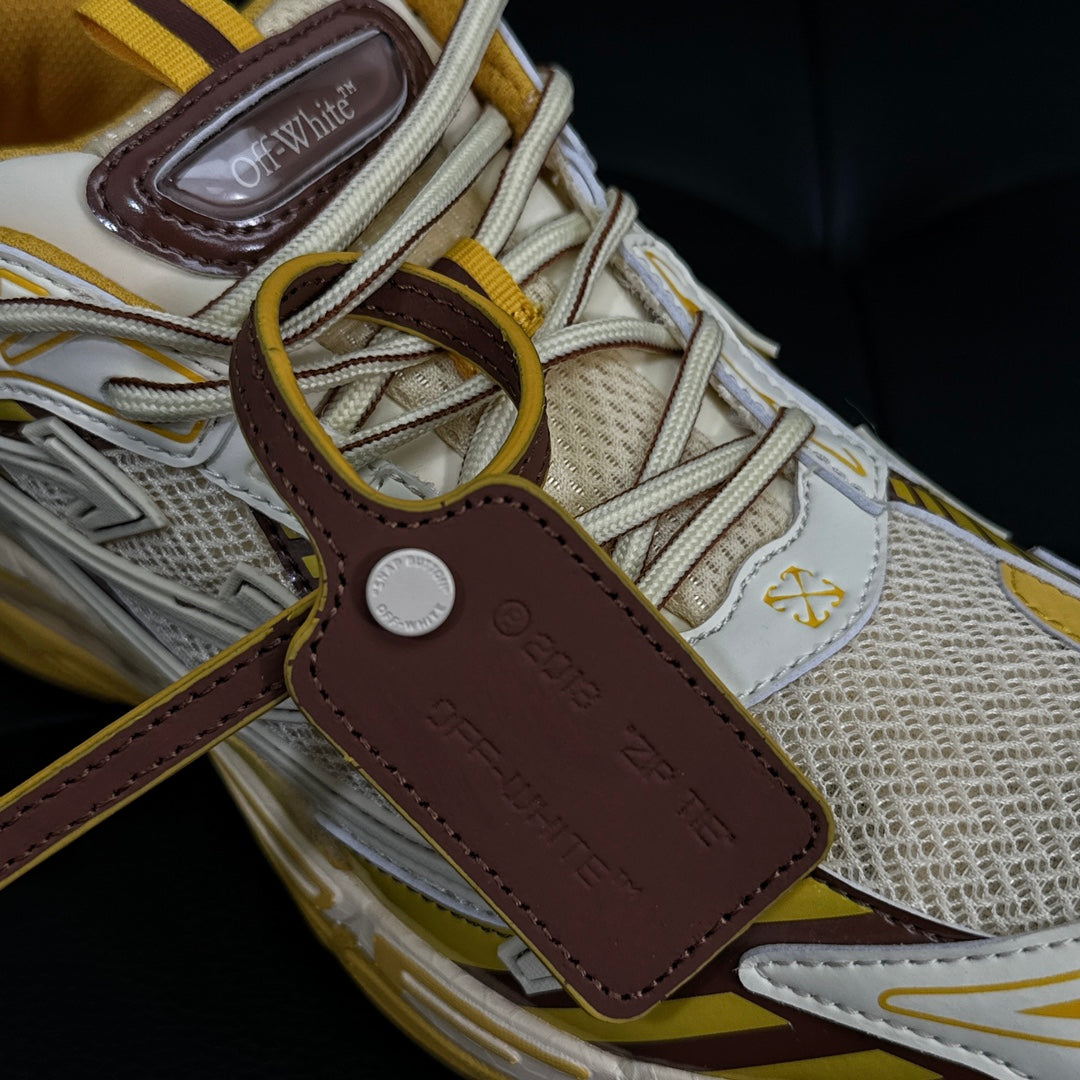 Off Wht Be Right back Brown yellow