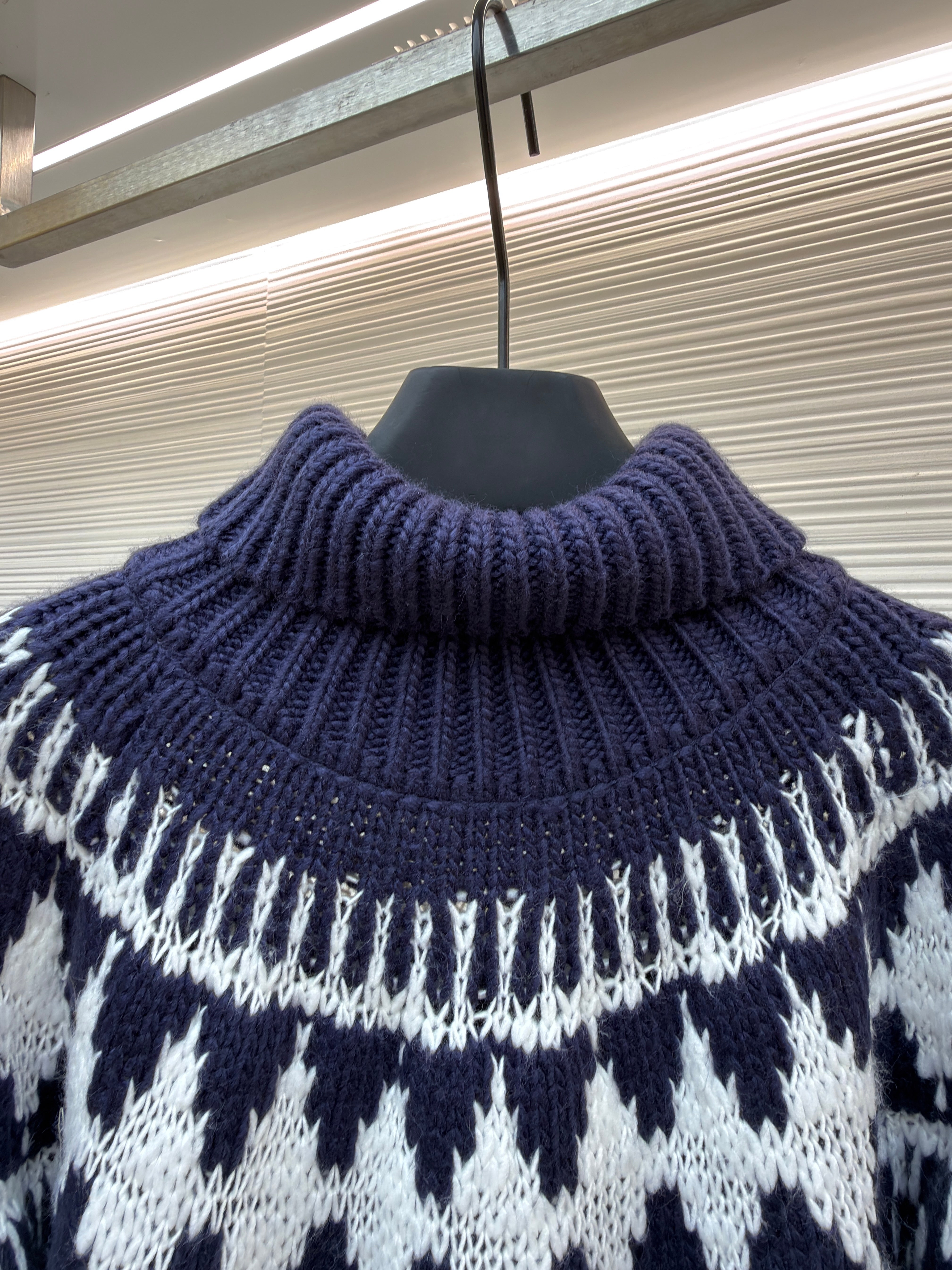 Pull col roulé Cd Maille d'alpaga, laine et coton bleu marine et blancs