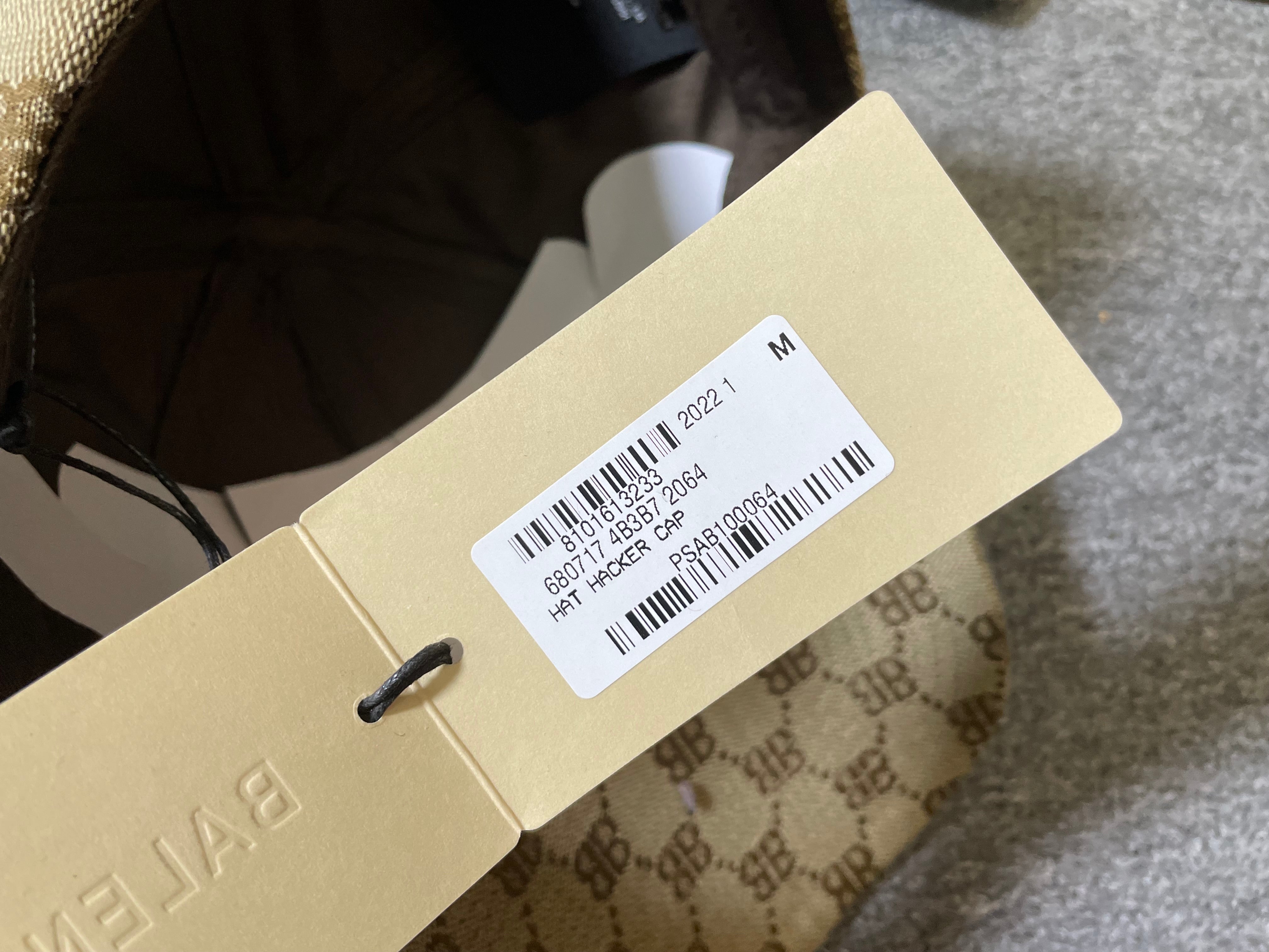 Blncg x Gg brown cap with ticket