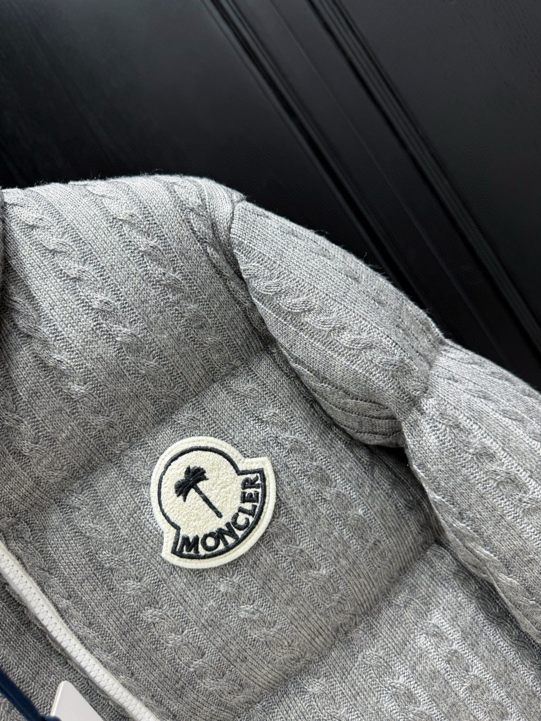 Doudoune Moncl’r Night Grey   x  Palm Austru 10/10