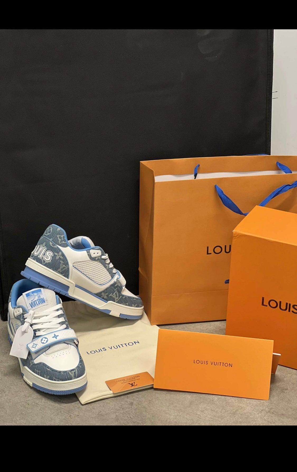 Sneakers Lv Velcro strap bleu facture