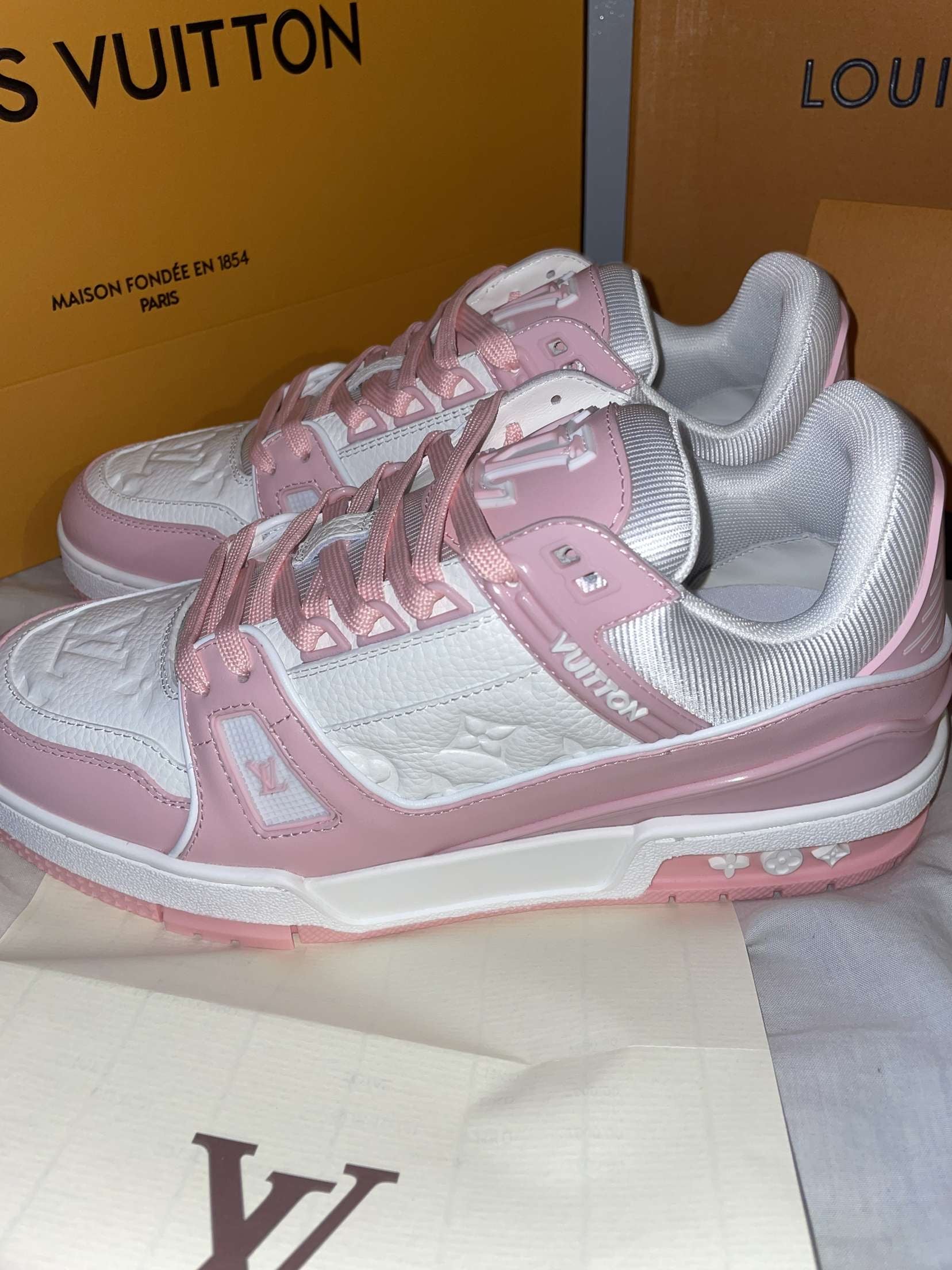 Lv trainers rose facture