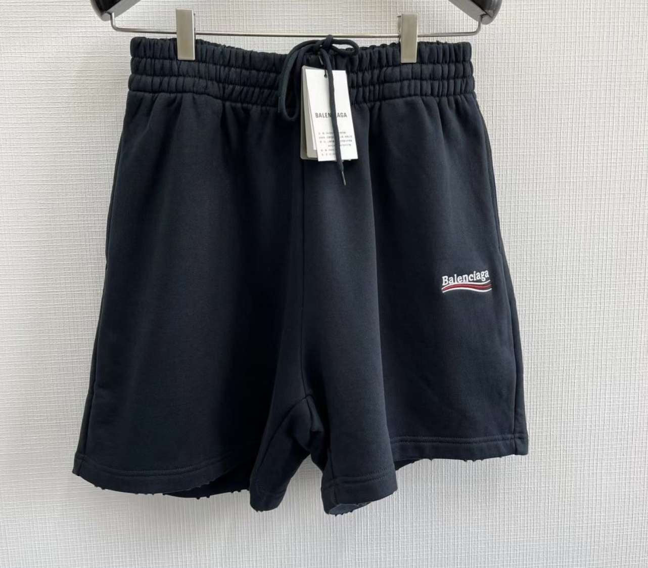 Shorts aus schwarzer Baumwolle