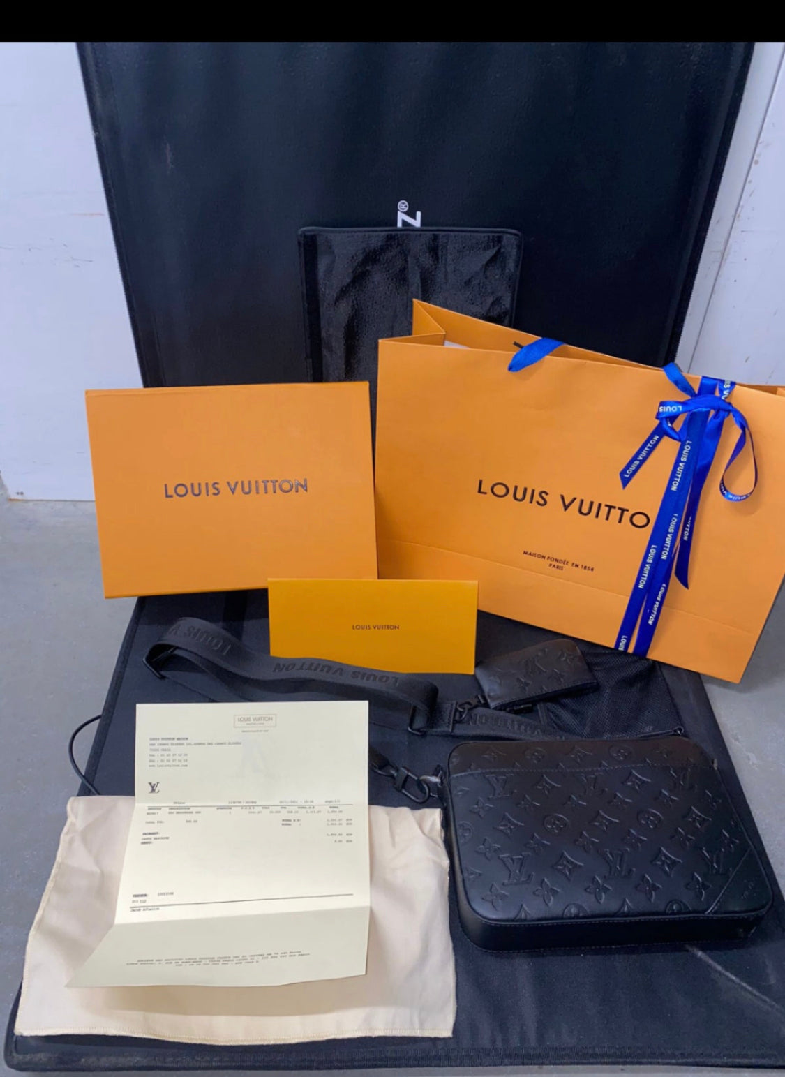 Duo Messenger Bag Invoice