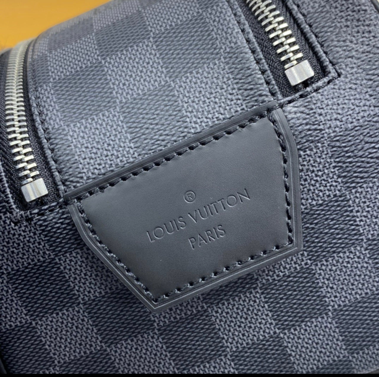 Lv 2023 toiletry bag