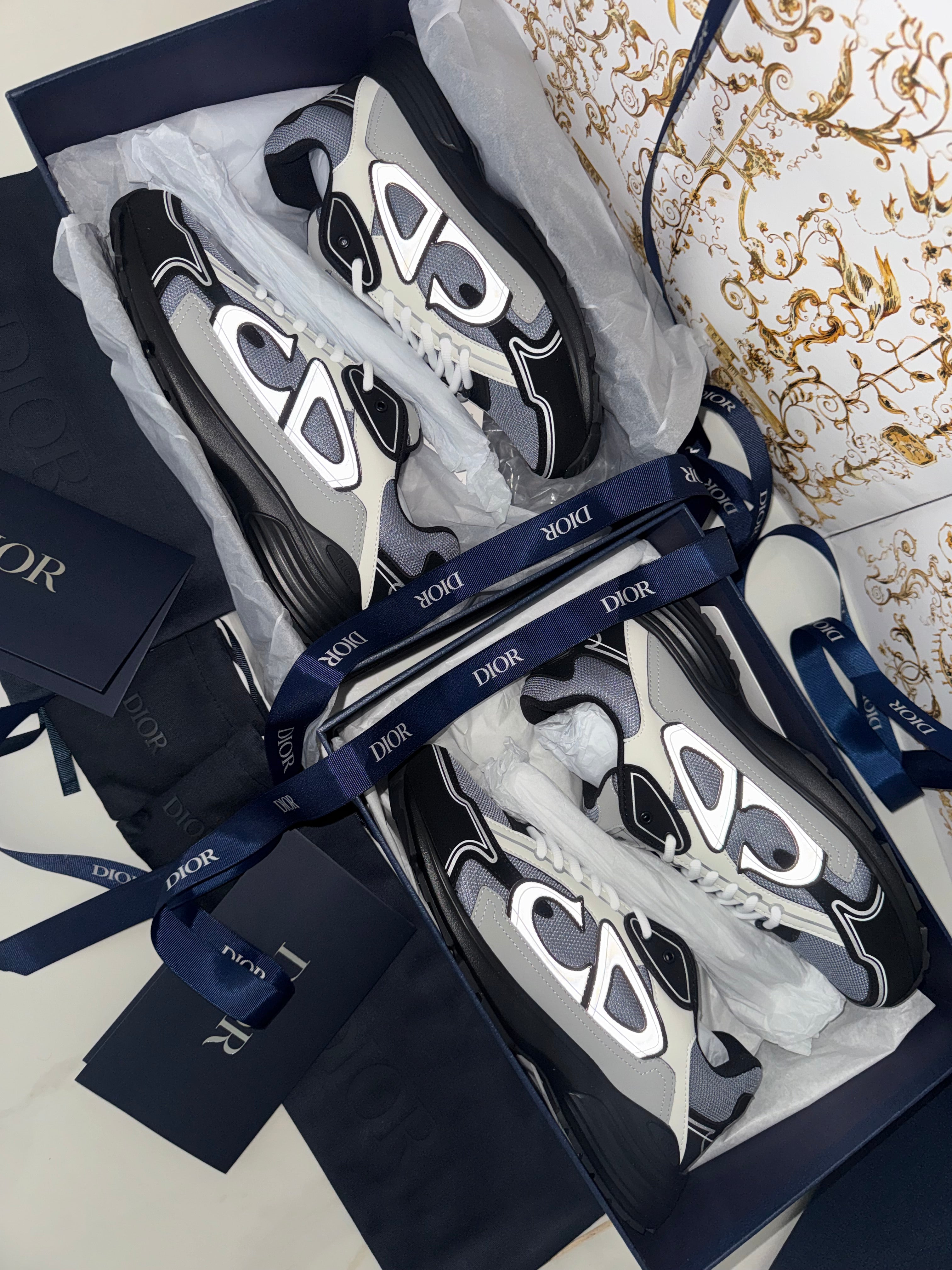 SNEAKERS B30 V3S VERSION BIEN LISSE GRIS BLANC RÉFLECTIVE RÉACTION CORRECTES   FACTURE PACKAGING COMPLET