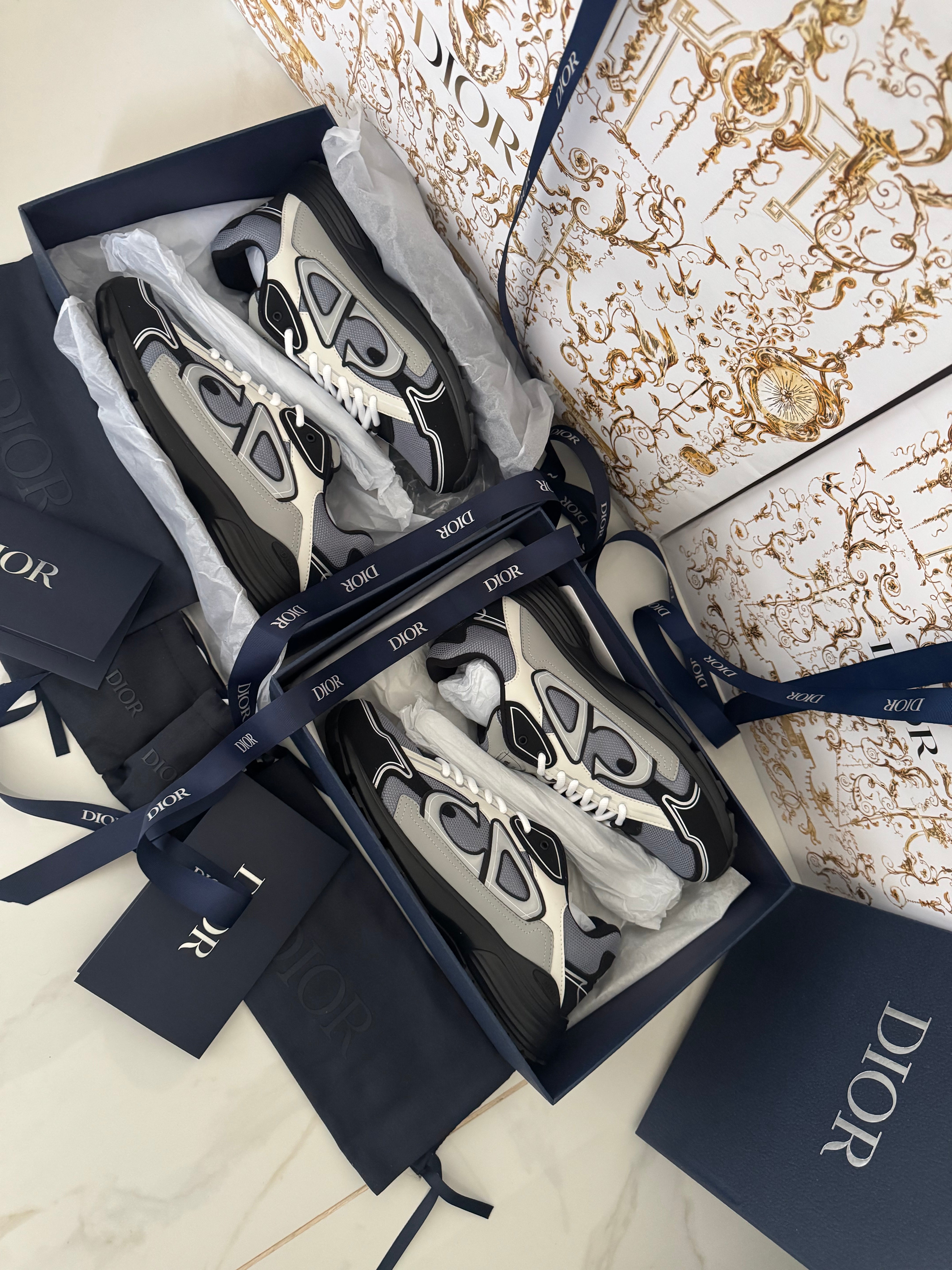 SNEAKERS B30 V3S VERSION BIEN LISSE GRIS BLANC RÉFLECTIVE RÉACTION CORRECTES   FACTURE PACKAGING COMPLET