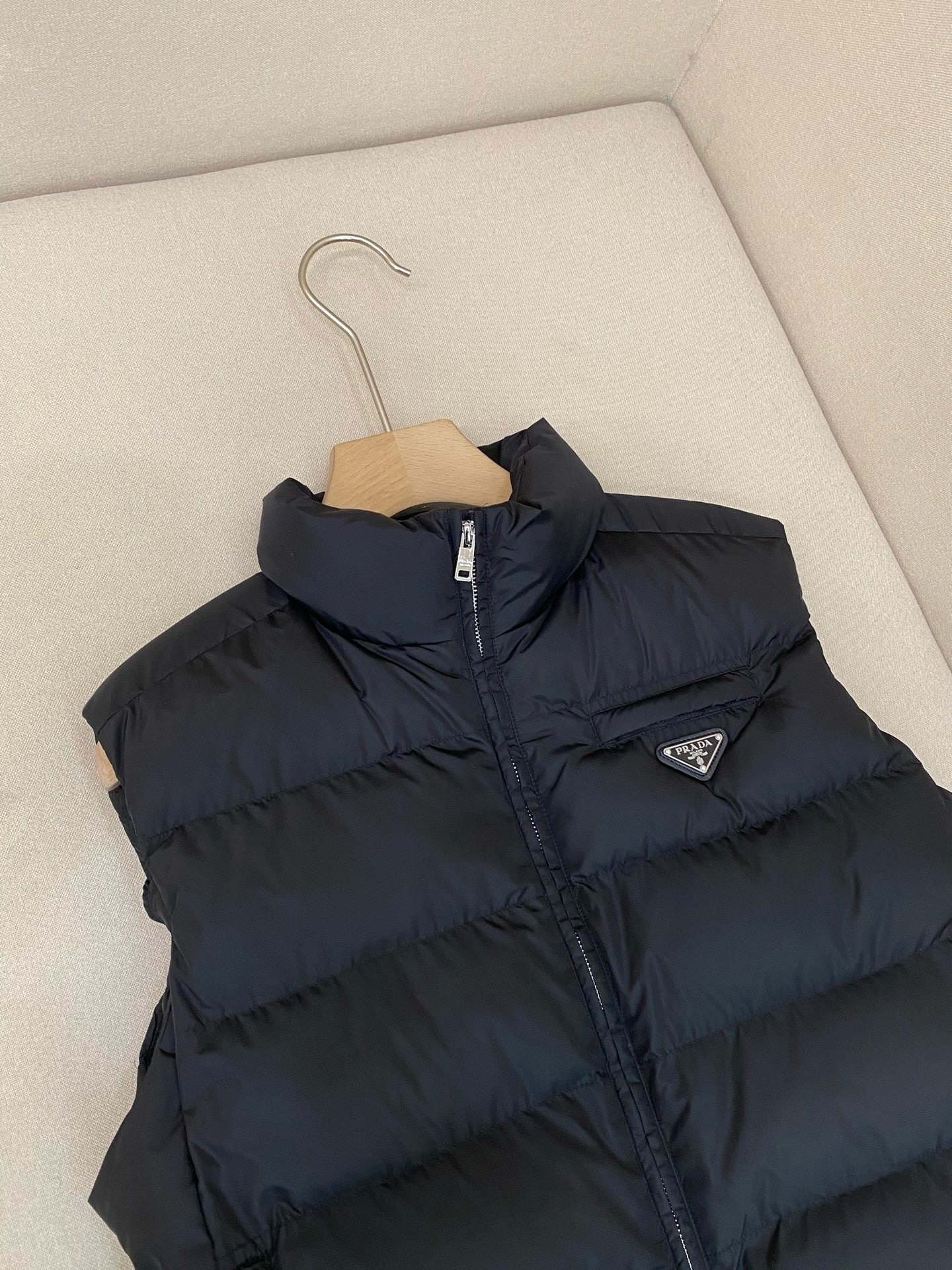 Veste en re-nylon Prda noir   10/10