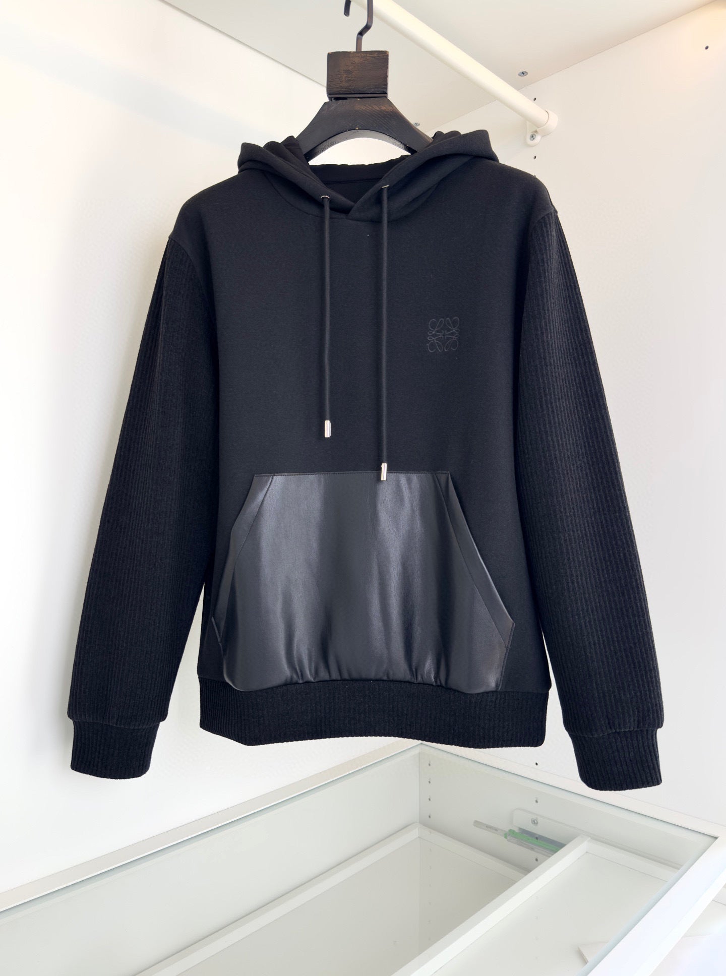 Sweat bleu loew