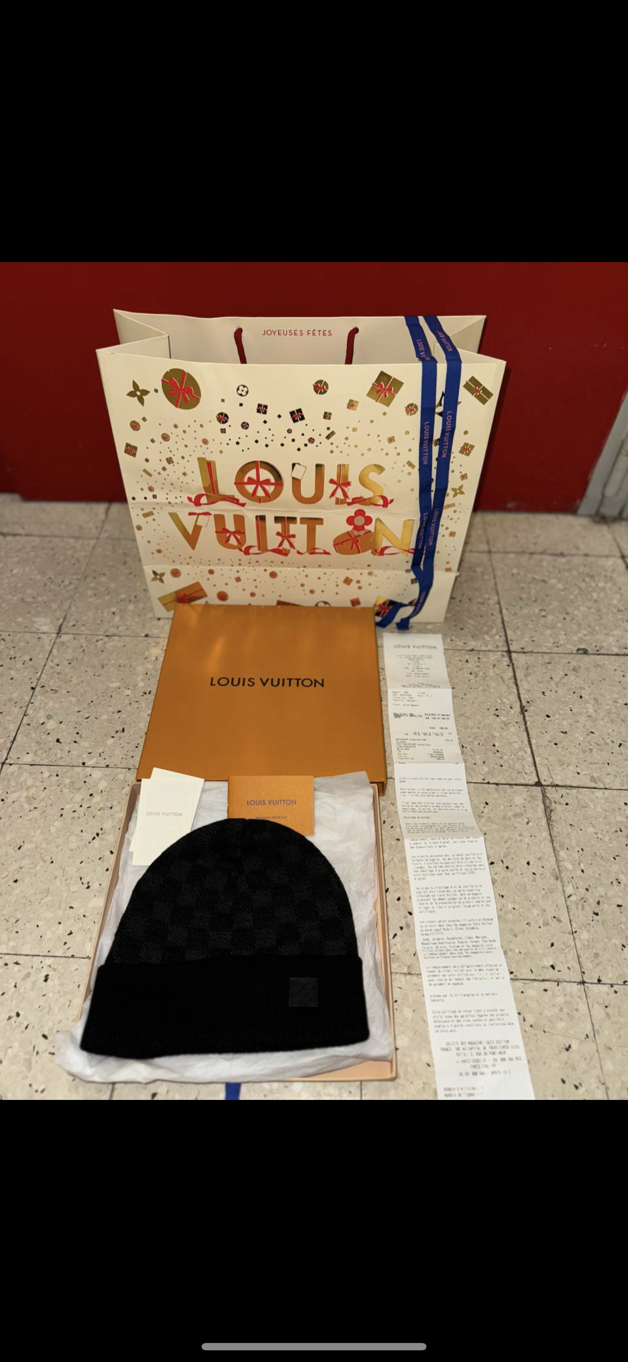 Bonnet Lv avec ticket