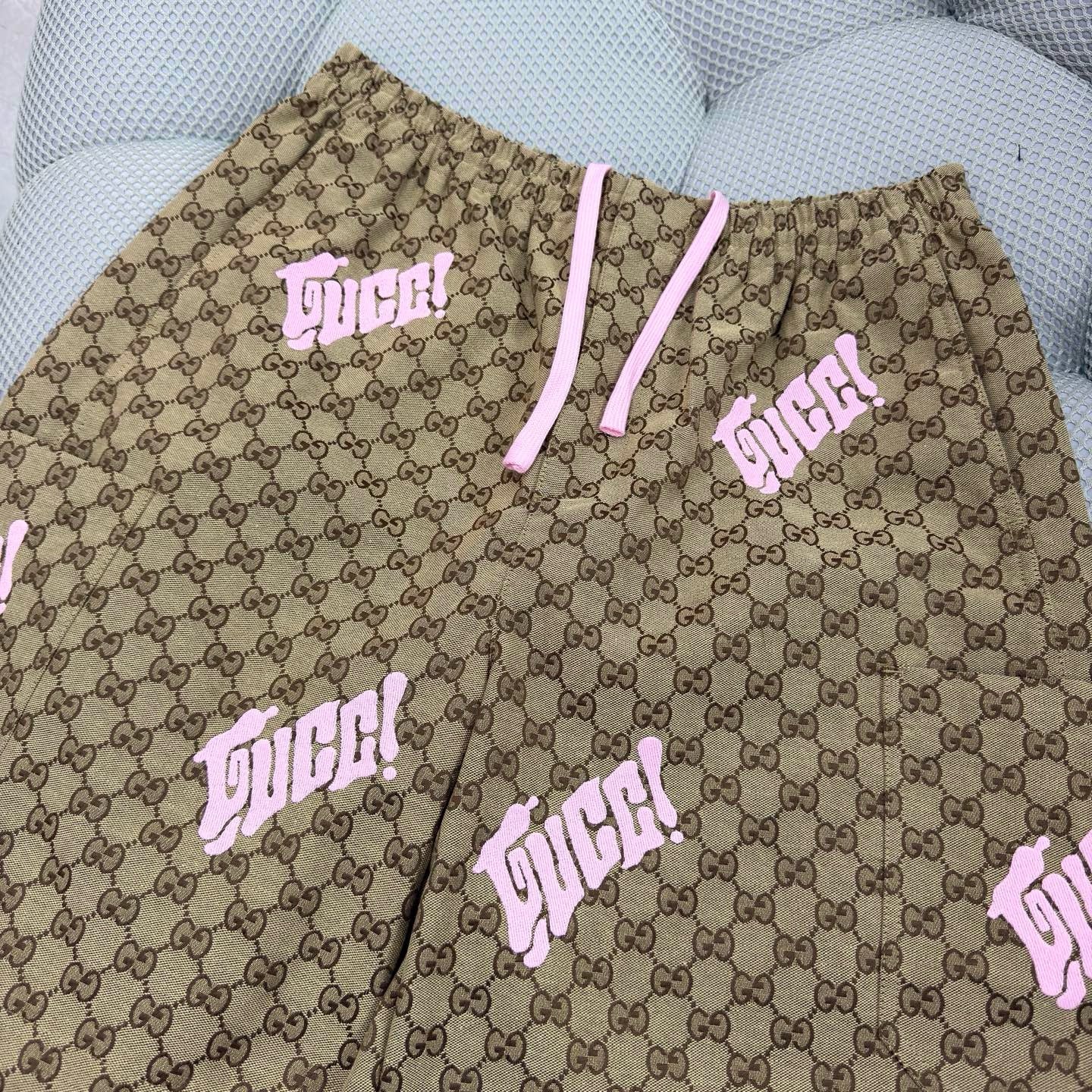 SHORT GG EN TOILE EN MÉLANGE DE LIN AVEC BRODERIE