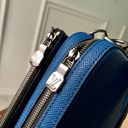 Sac Trio Messenger bleu facture 10/10