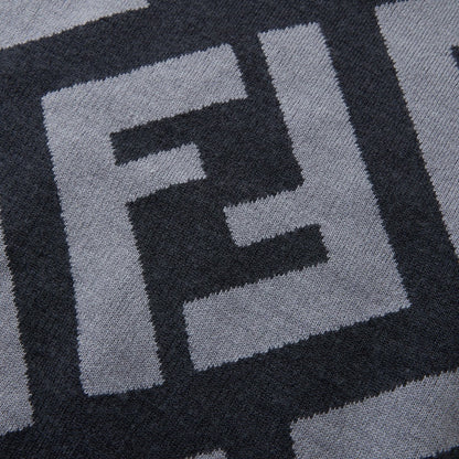 Sweater fnd