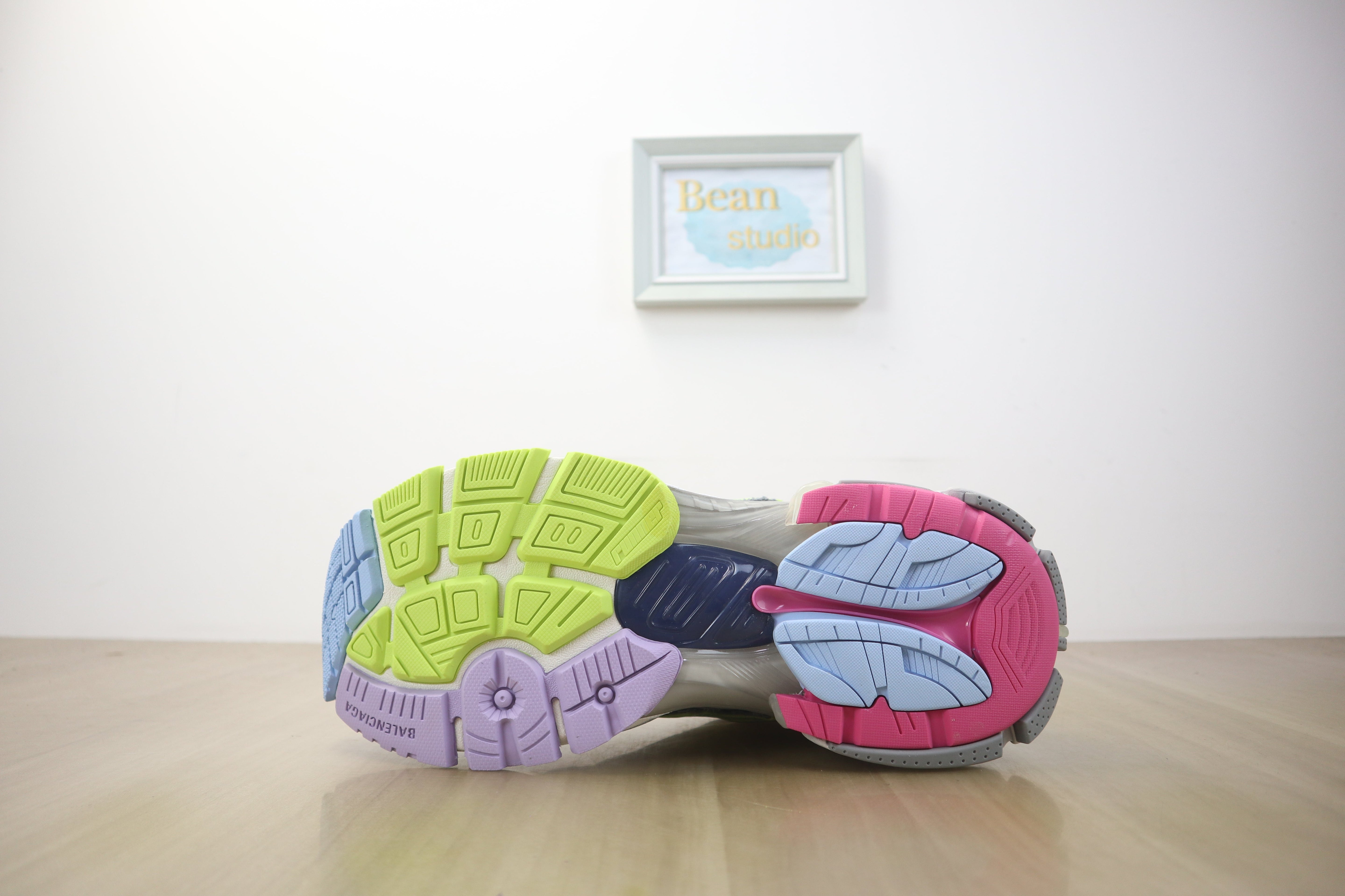 Blncg Runner violet fluo jaune facture