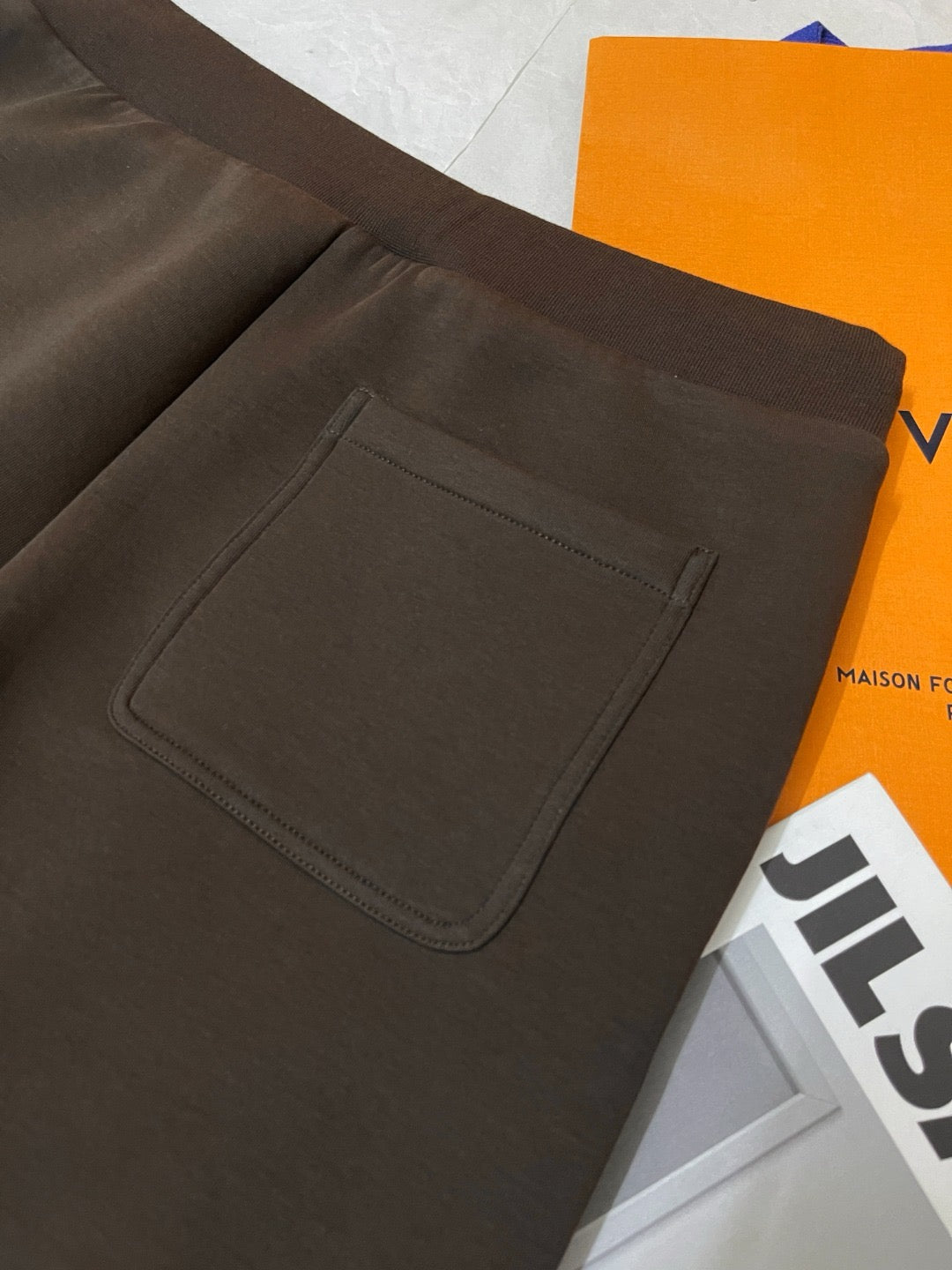 Pantalon élastique brodé en coton