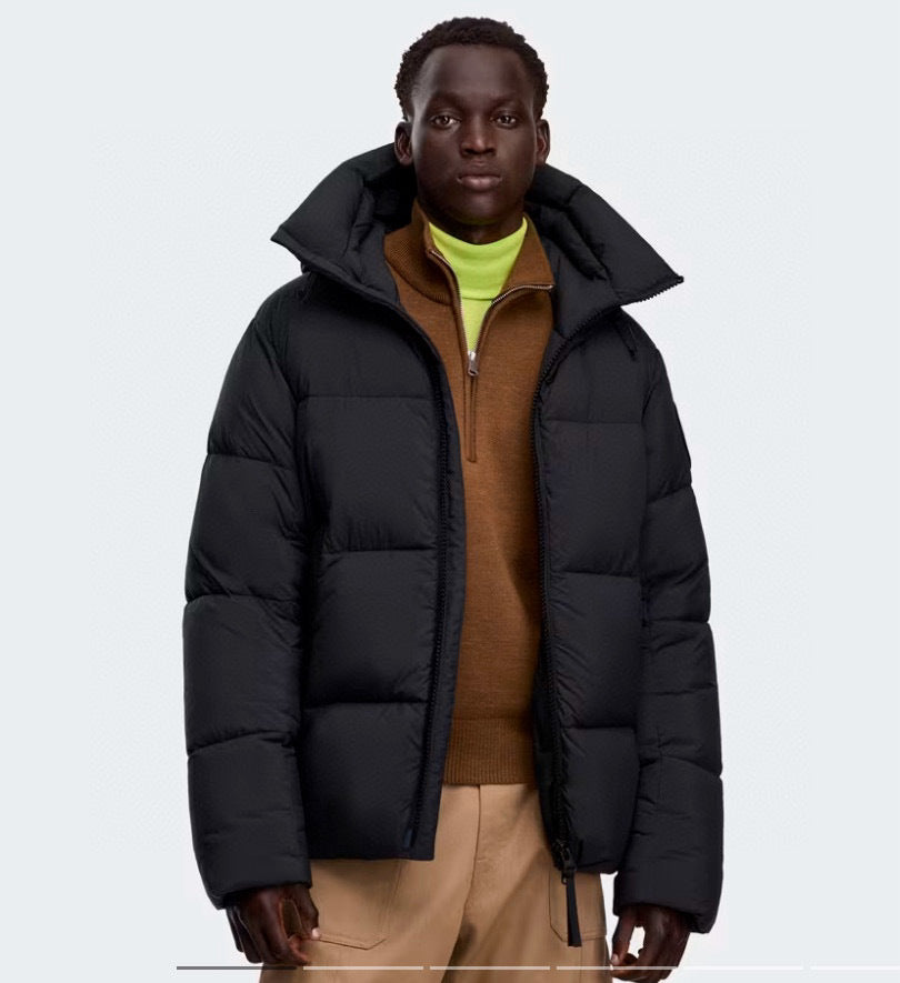 Canada-G Crofton Puffer  Black 10/10