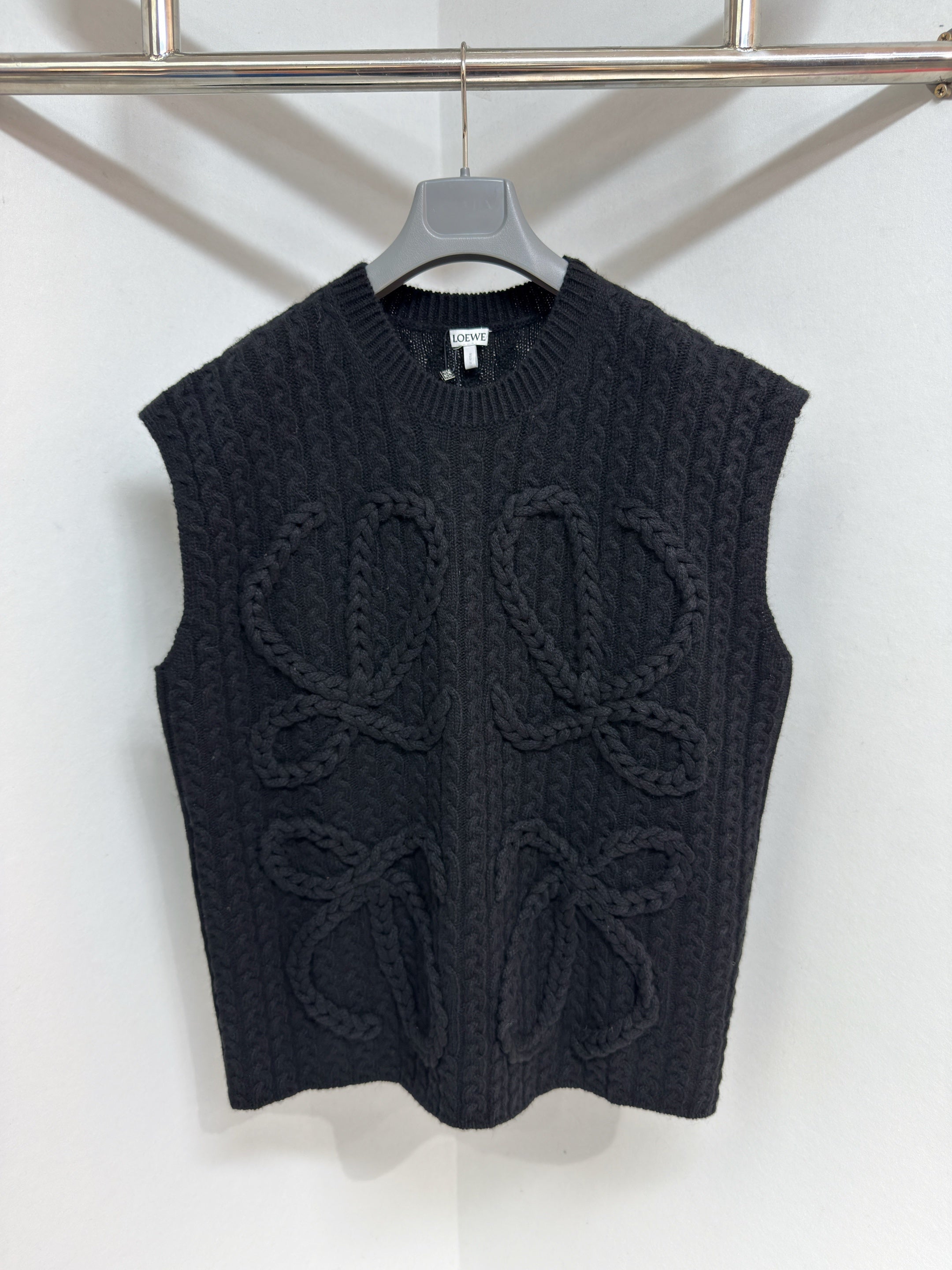 Pull  sans manches en laine LOEW