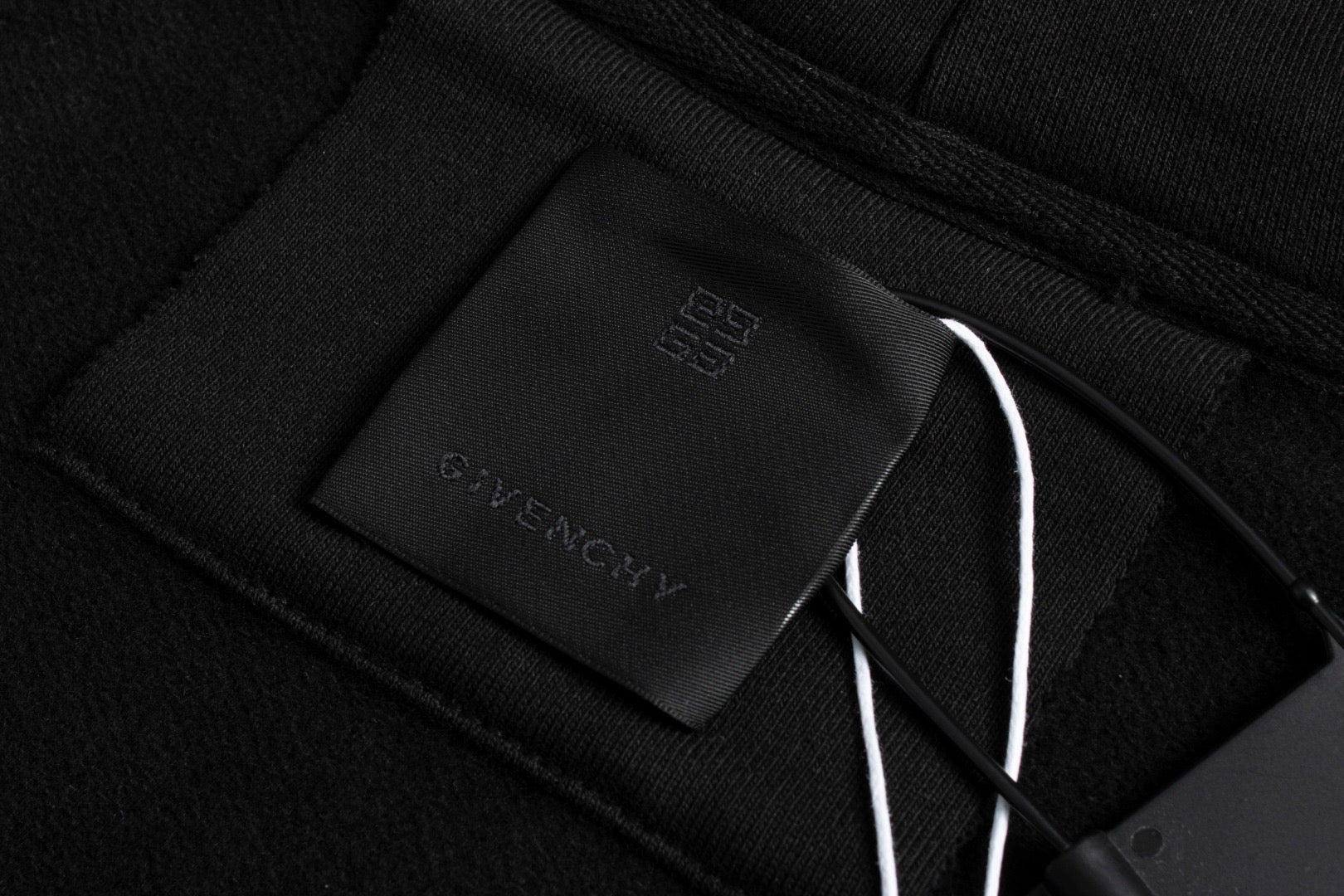 Sweat Givenchy noir cana