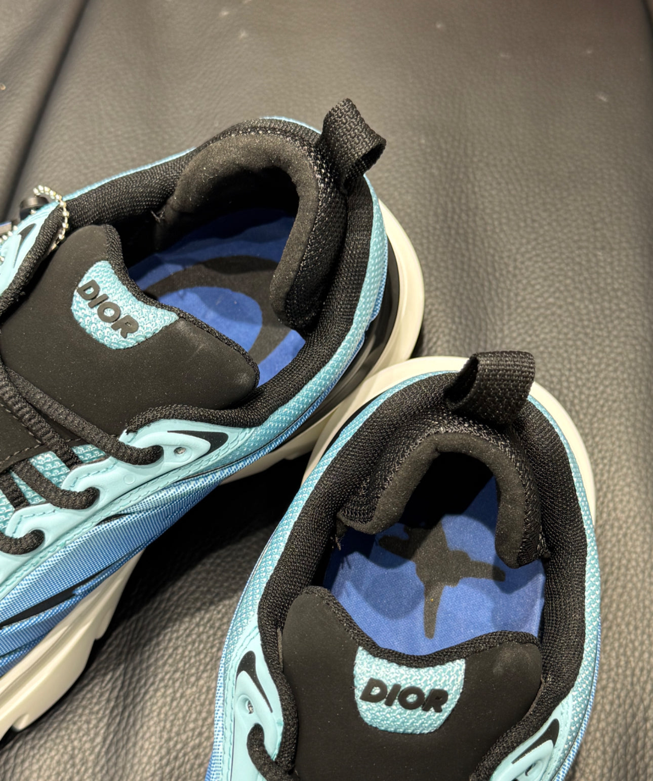 SNEAKERS B44 V3 VERSION BIEN LISSE BLEU FACTURE PACKAGING COMPLET PRE COMMANDE FIN NOVEMBRE