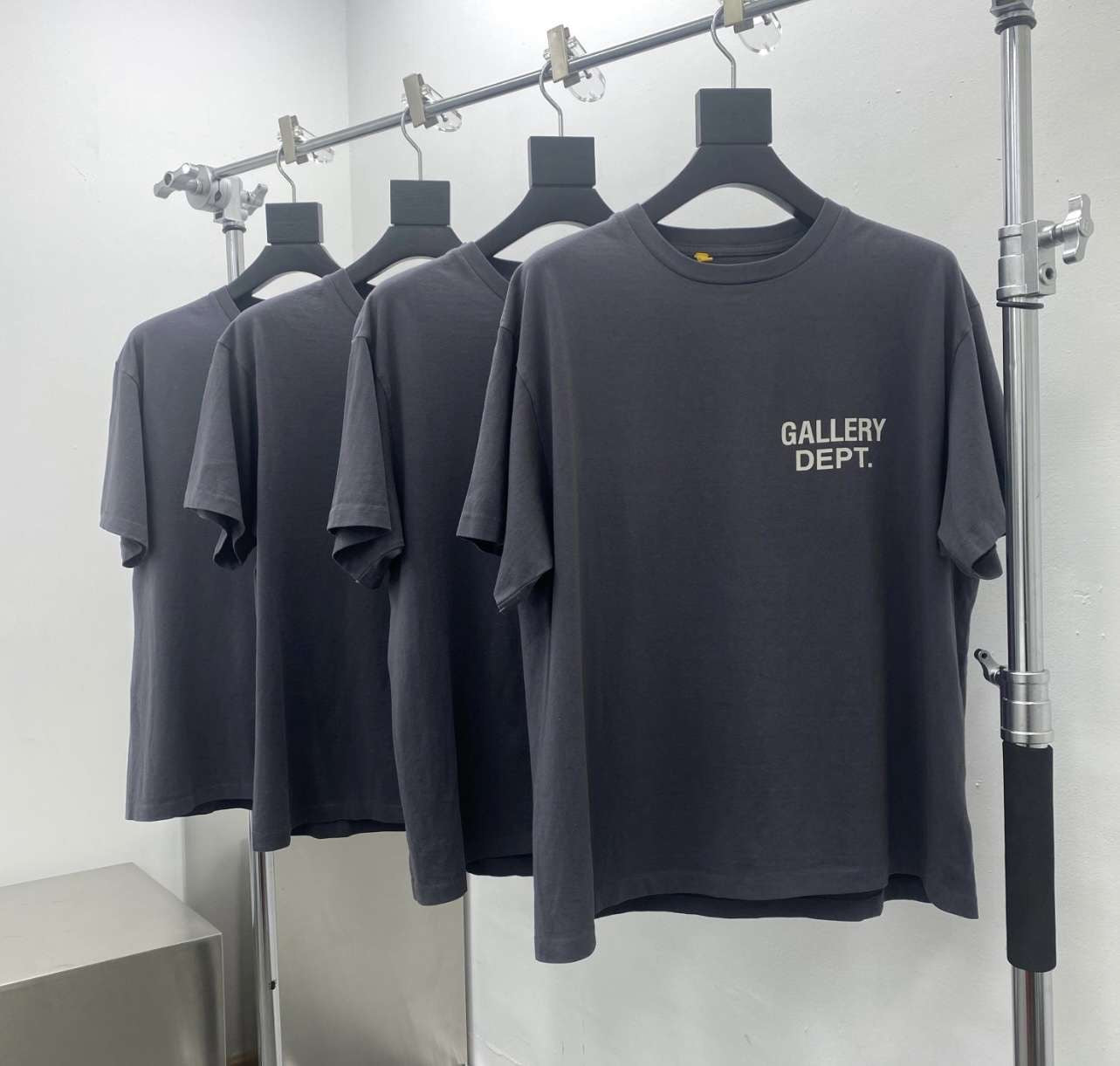 DEPT Gallery T-shirt
