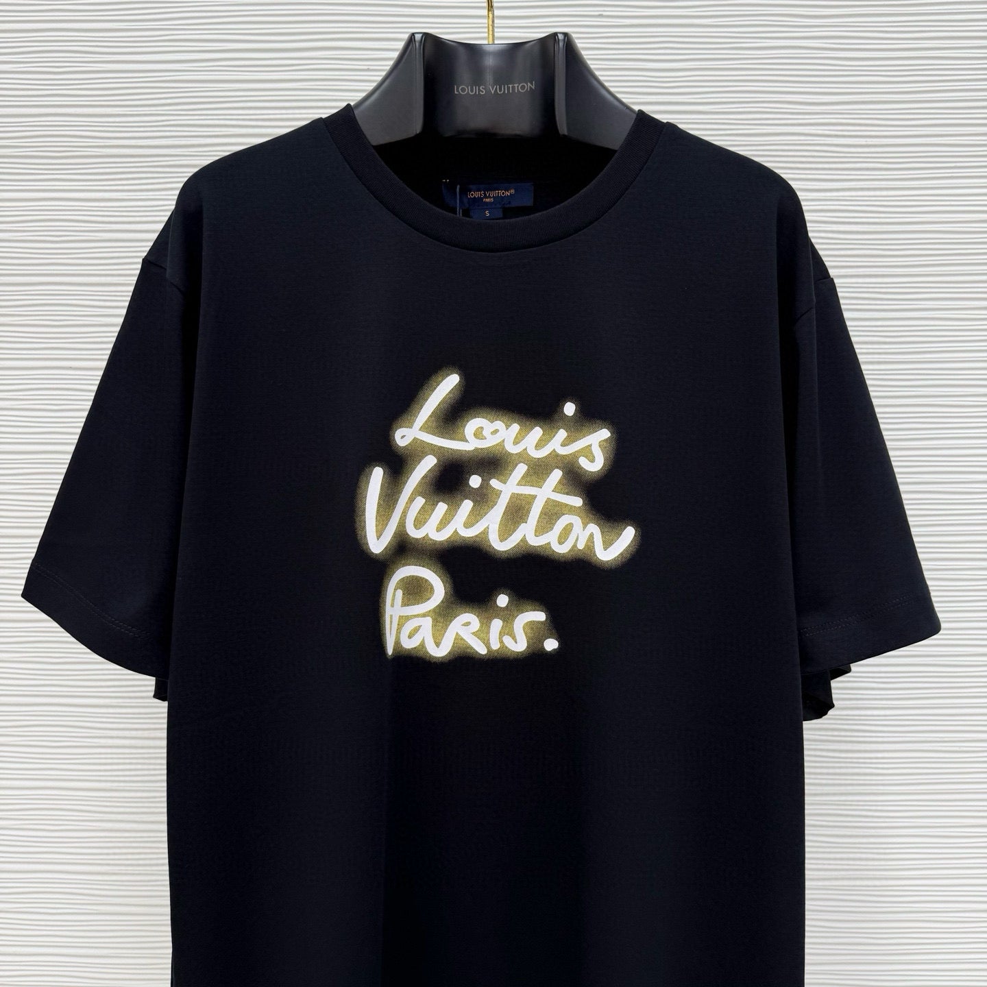 Tee-shirt à signature effet néon lv femme