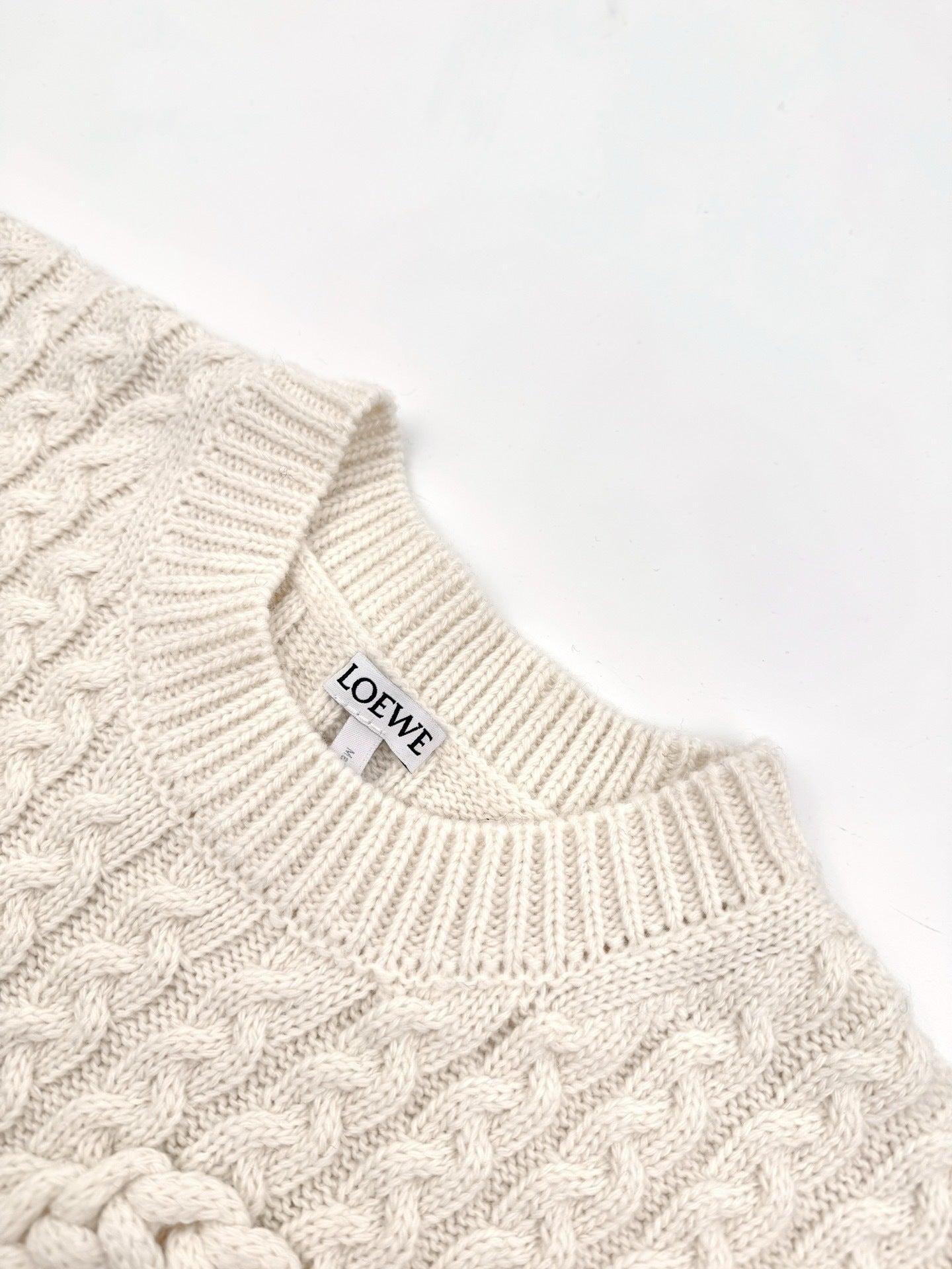 Pull  sans manches en laine LOEW
