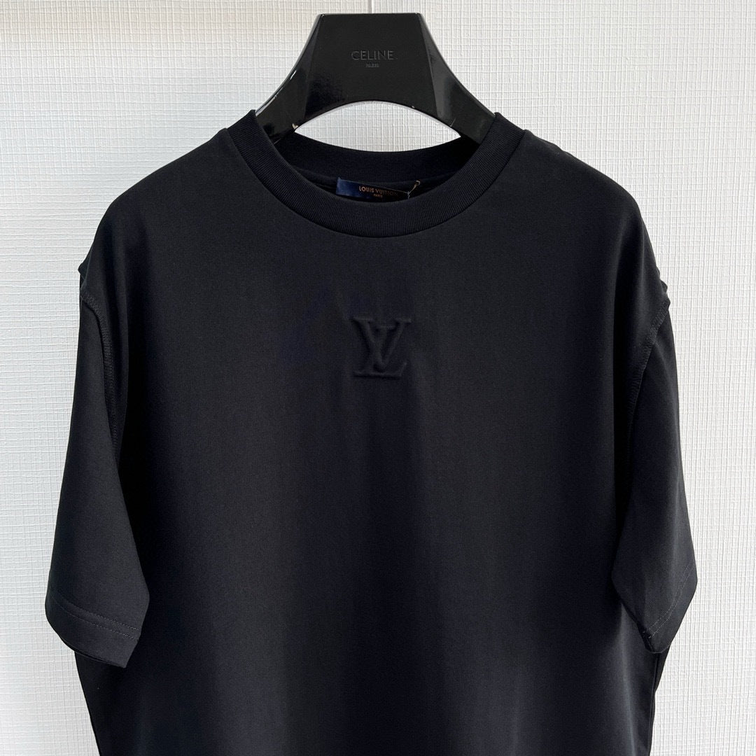T shirt  broderie Lv noir 10/10