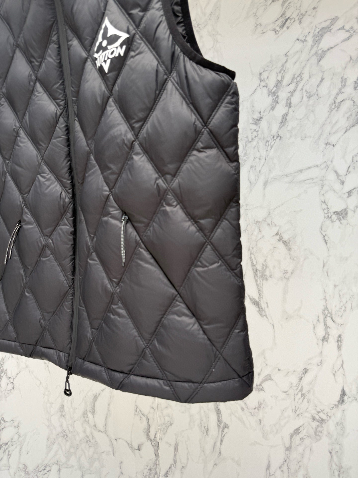 Puffer Lv sans manche
