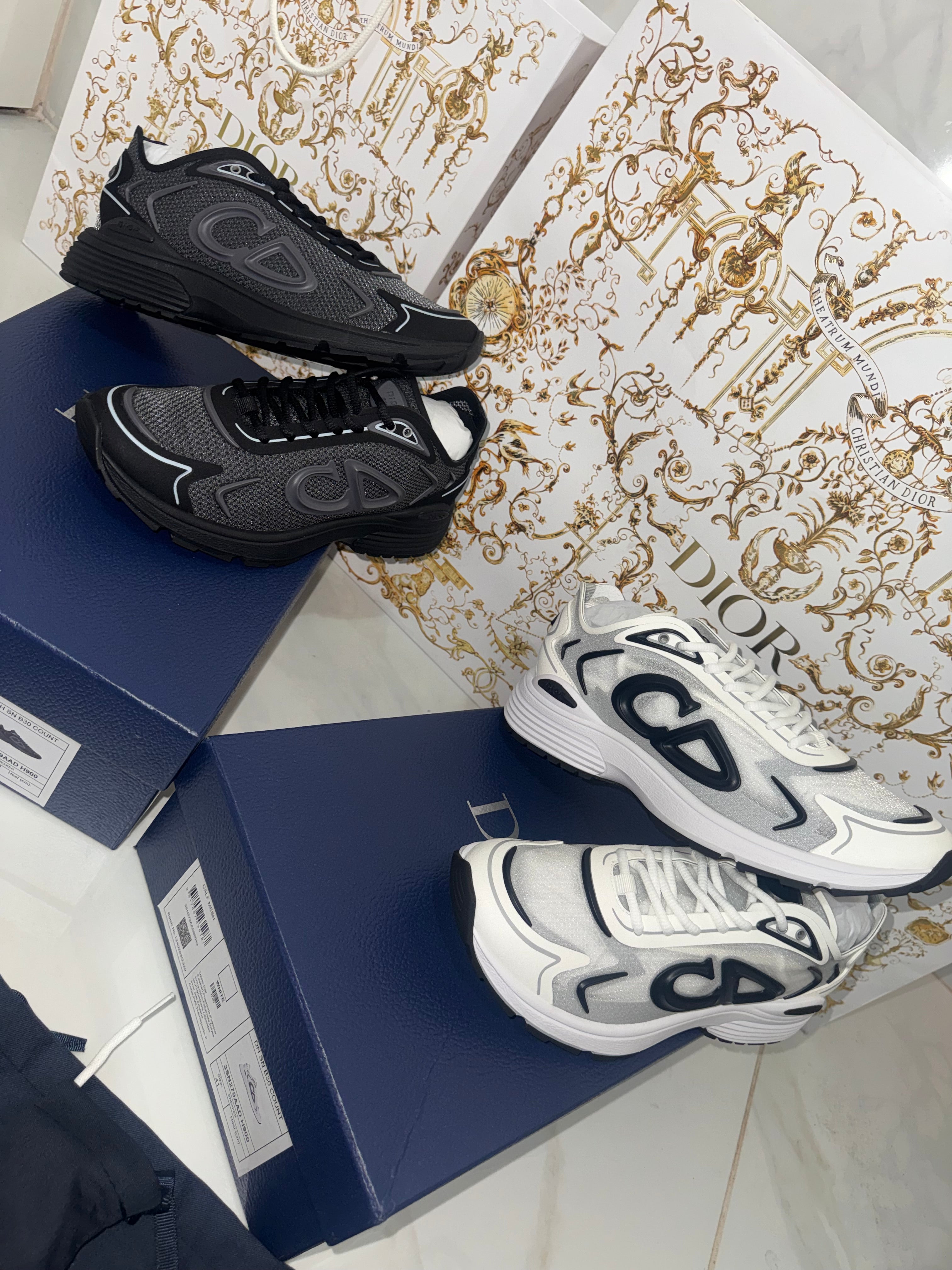 SNEAKERS B30 Countdown Tech 💡 VERSION BIEN LISSE Maille technique blanc / noir   tissu technique FACTURE PACKAGING COMPLET MODÈLE POUSSÉ