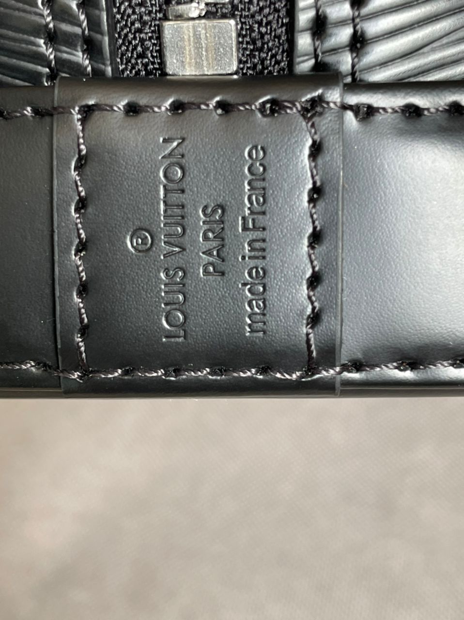 Alma bb cuir épi noir facture