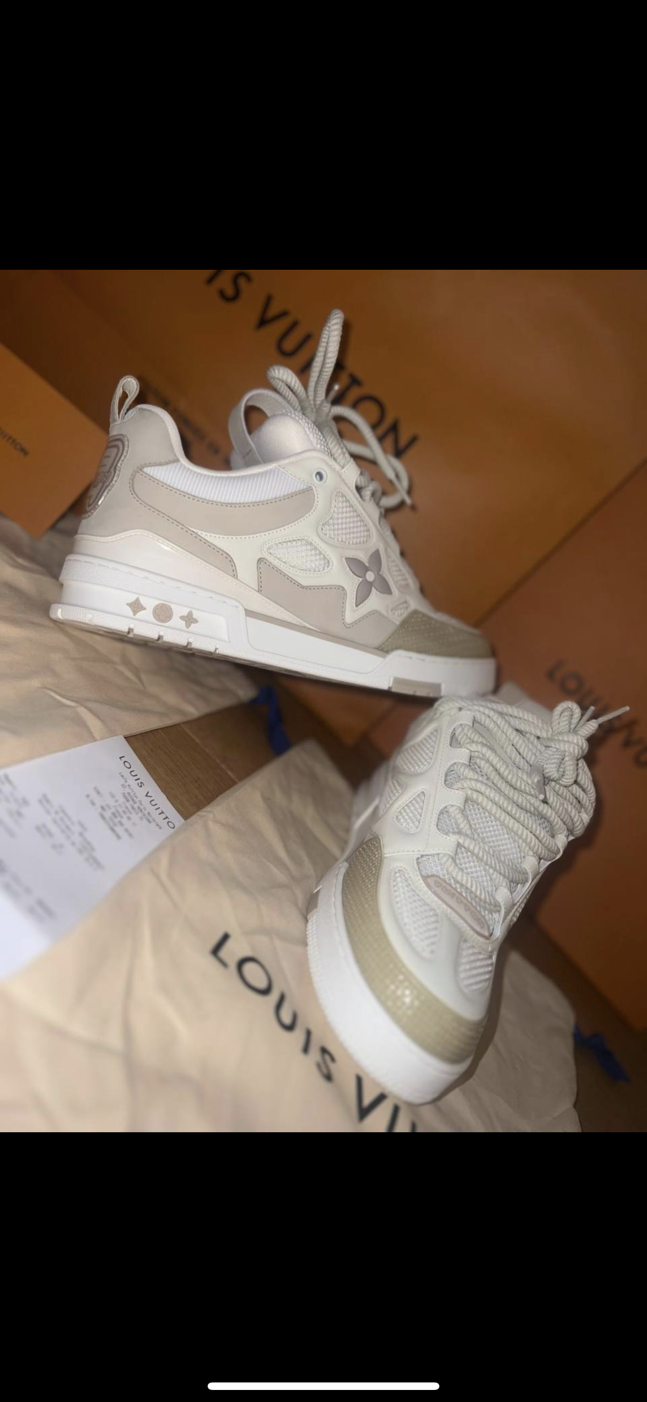 Sneakers Lv Skate BEIGE  facture 10/10 modèle pousse