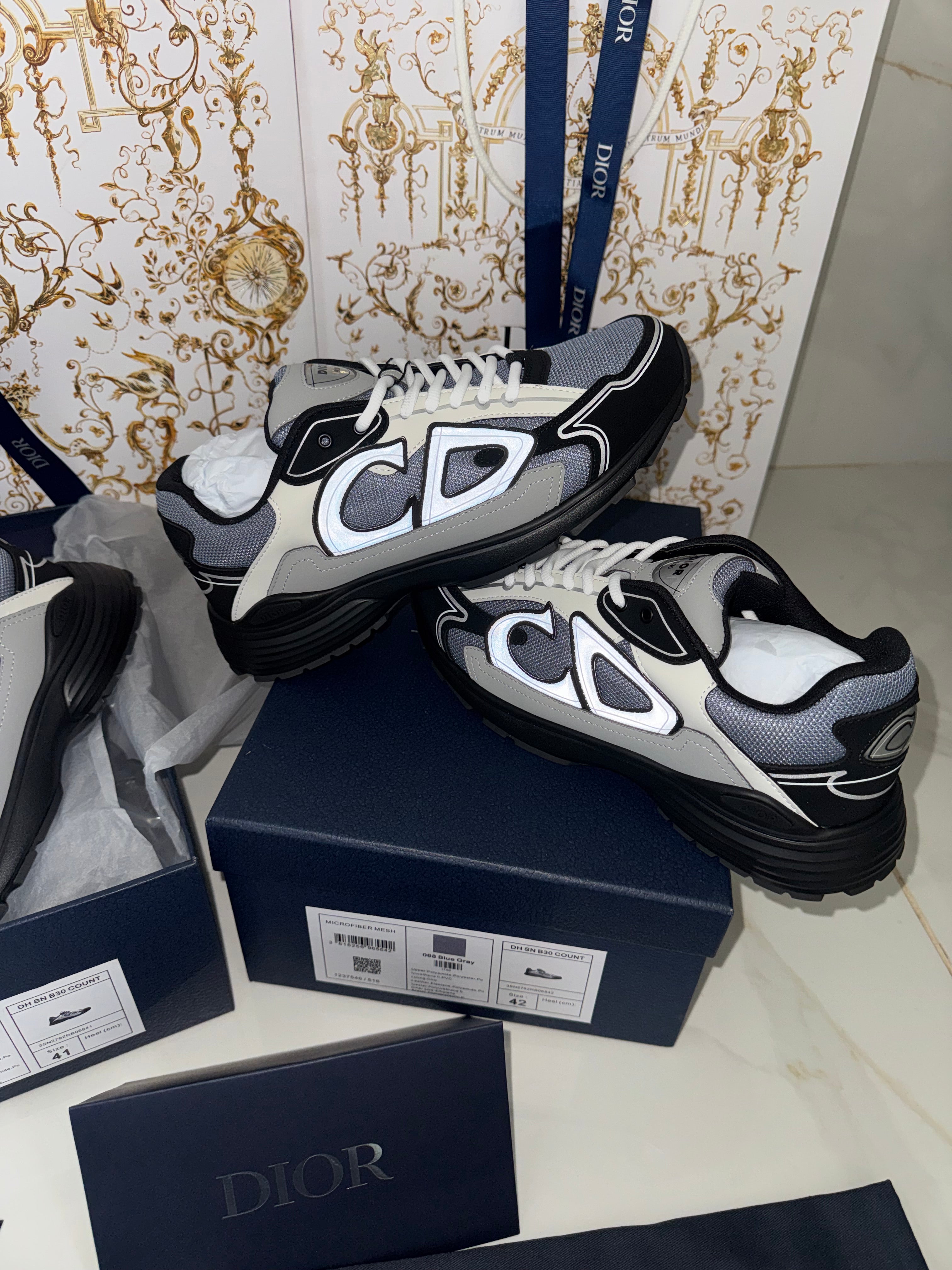 SNEAKERS B30 V3S VERSION BIEN LISSE GRIS BLANC RÉFLECTIVE RÉACTION CORRECTES   FACTURE PACKAGING COMPLET