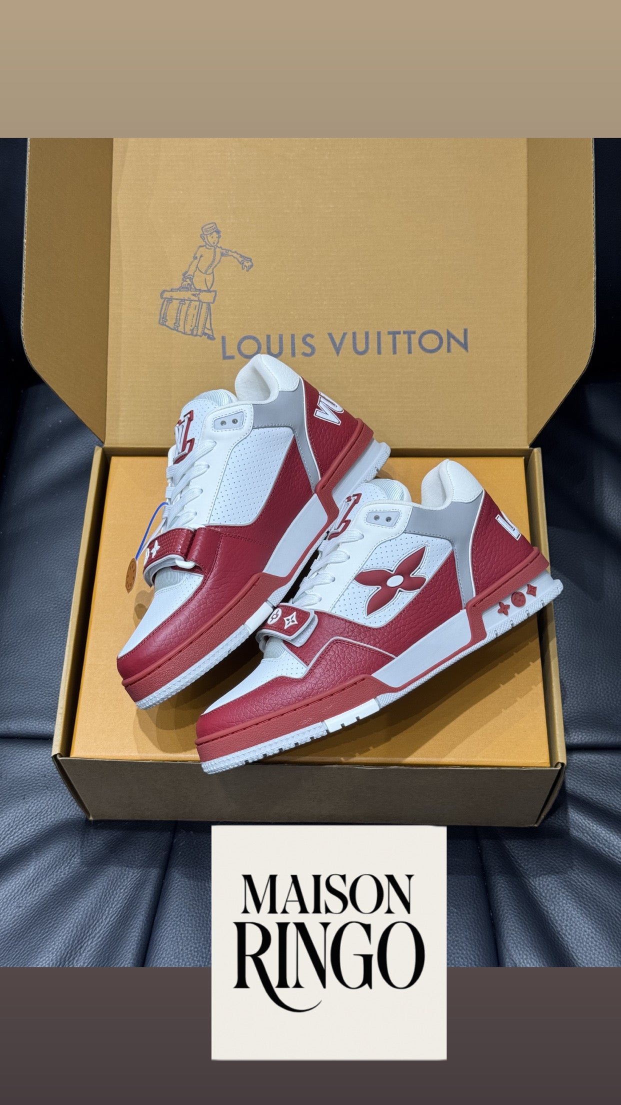 Lv trainers Velcro