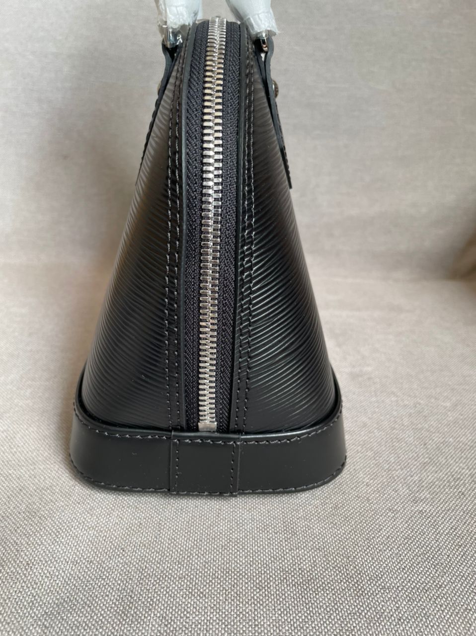 Alma bb cuir épi noir facture