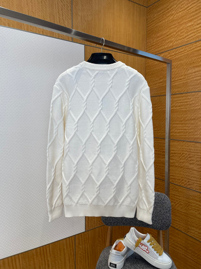 Pull Torsadé ornementé en laine Lv