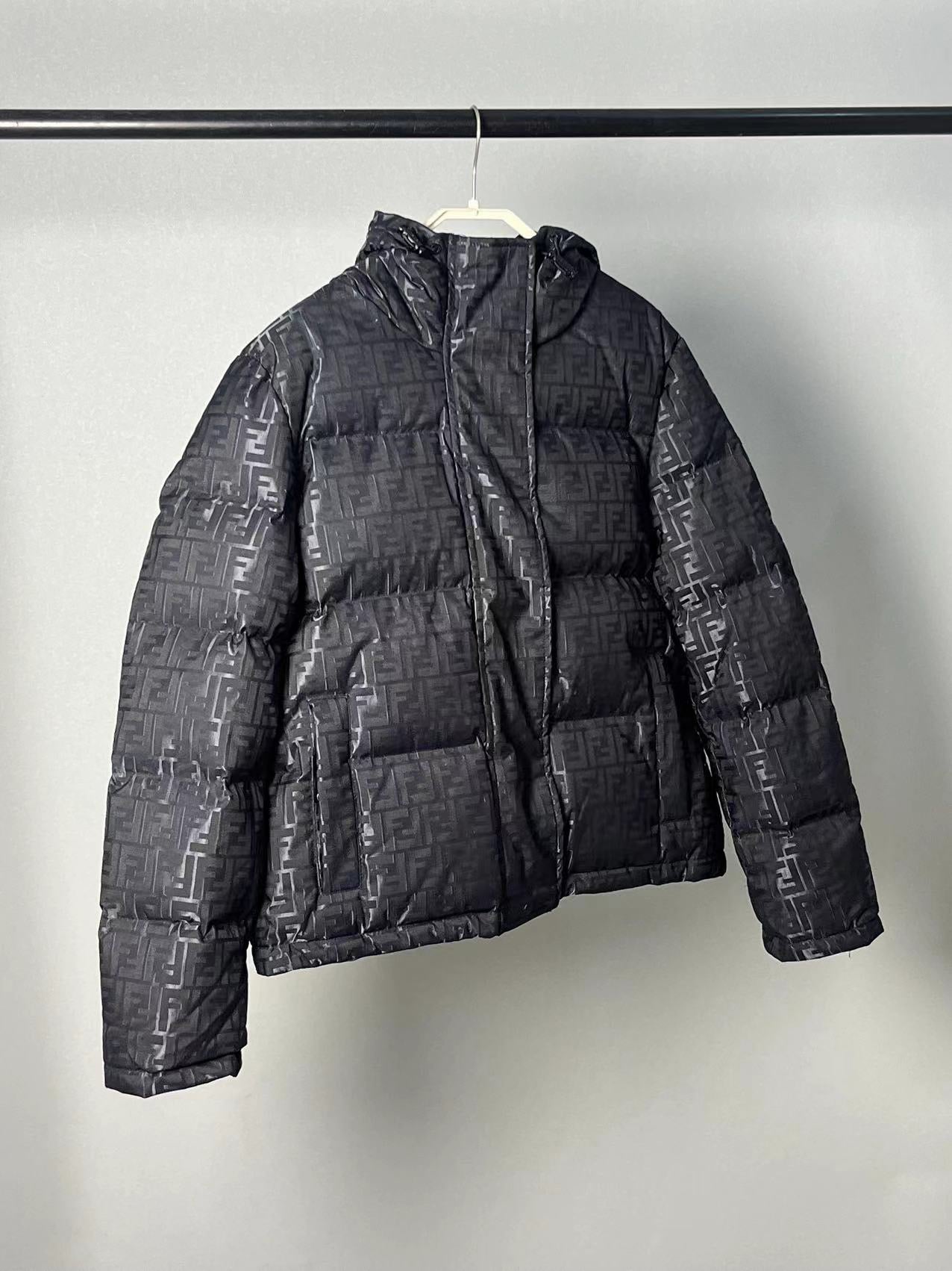 Doudoune en tissu technique black  FF