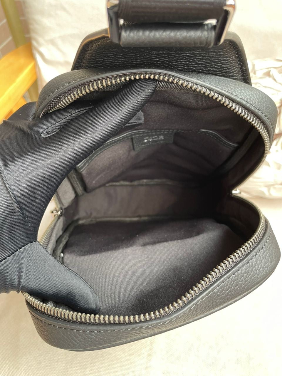 Slingbag Rider 2.0 Toile jacquard CD  Oblique beige et noir et cuir de veau grainé noir  10/10