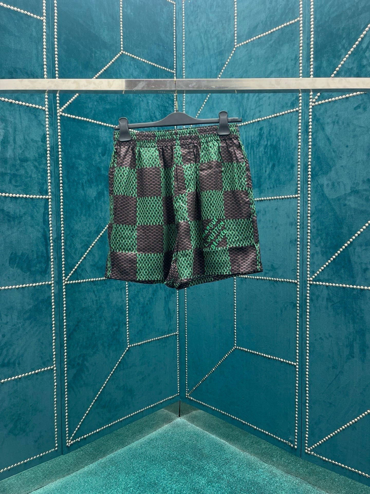 Short décontractée en soie Lv